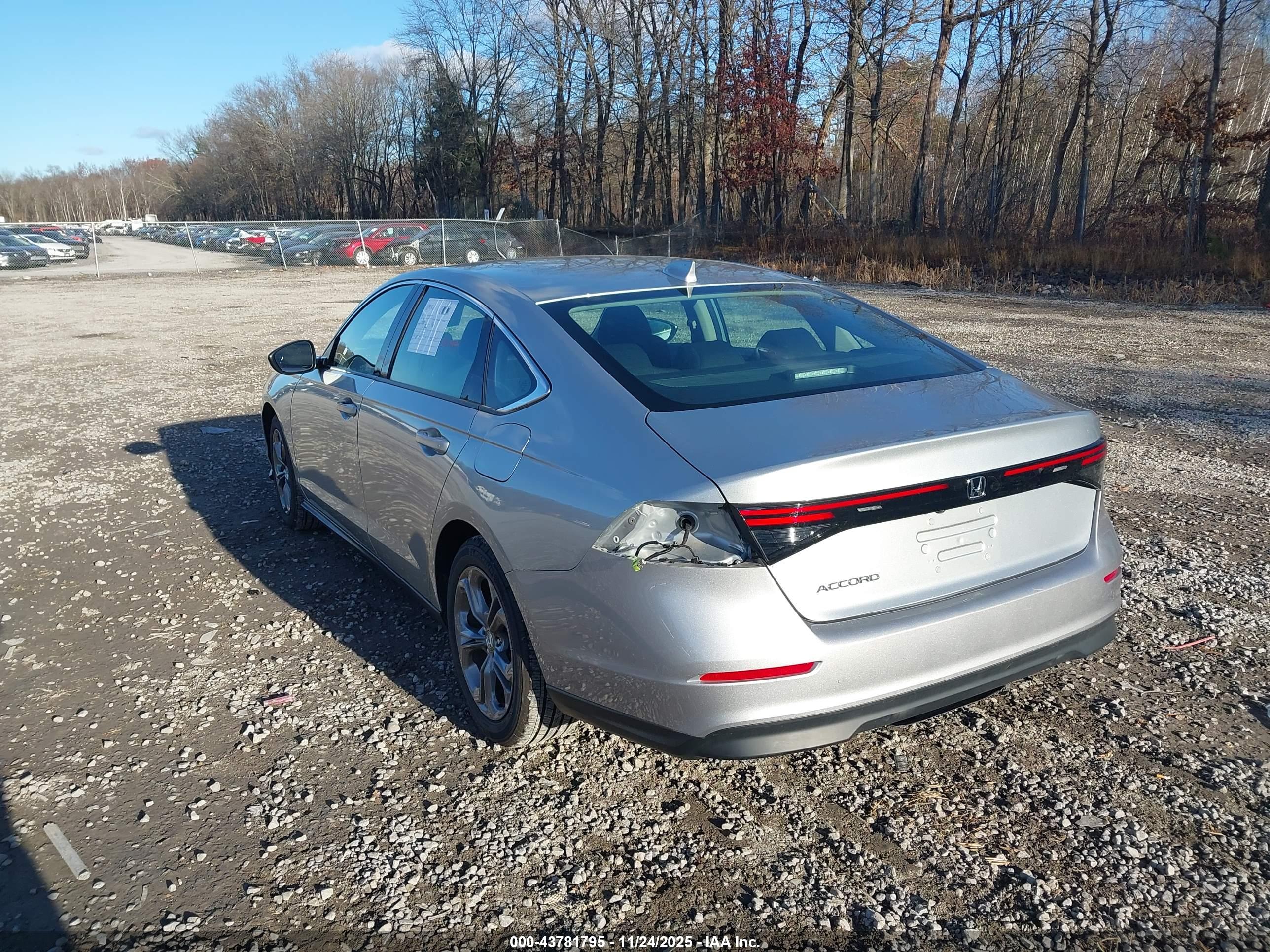 HONDA ACCORD image 3