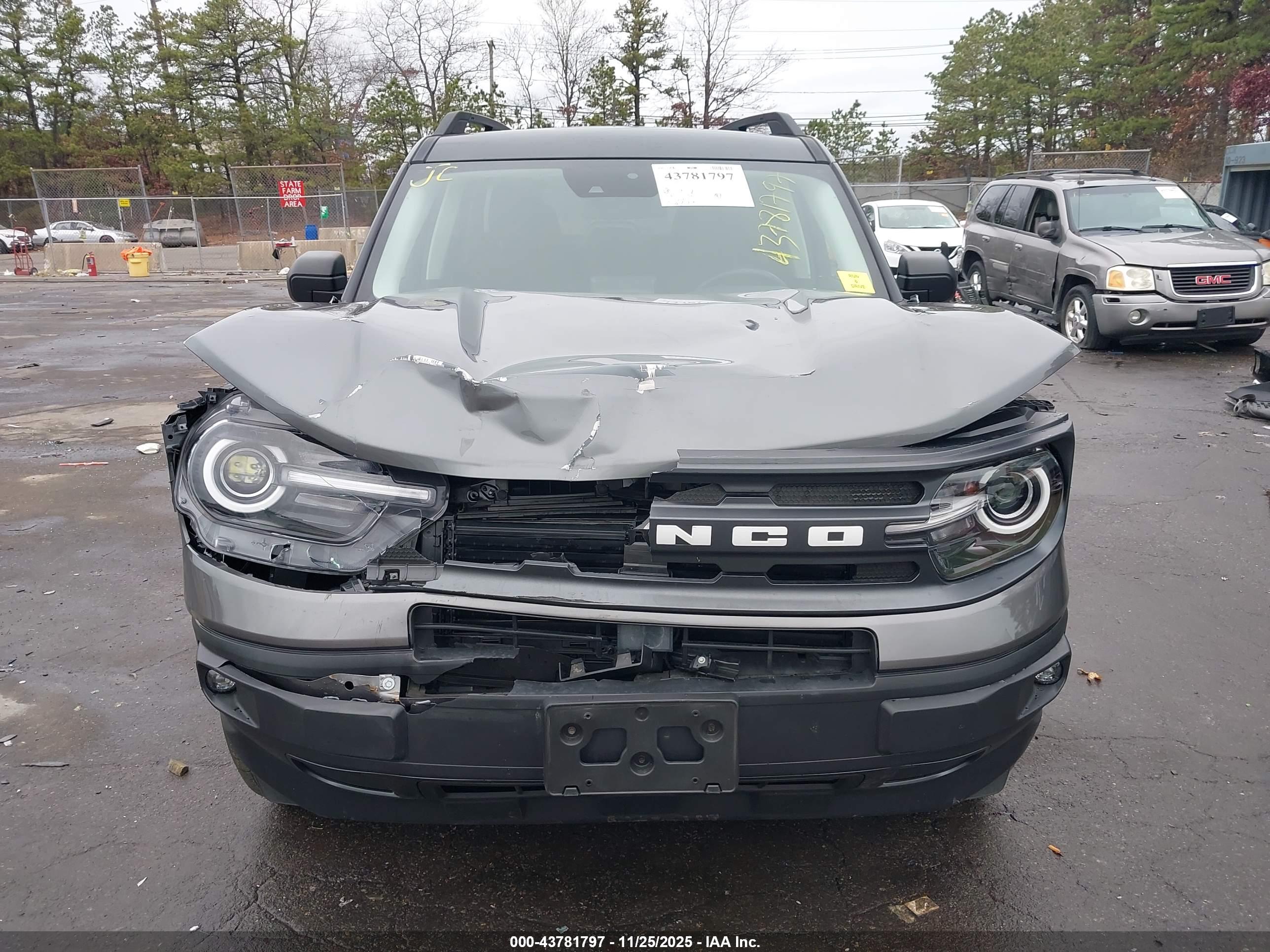FORD BRONCO image 6
