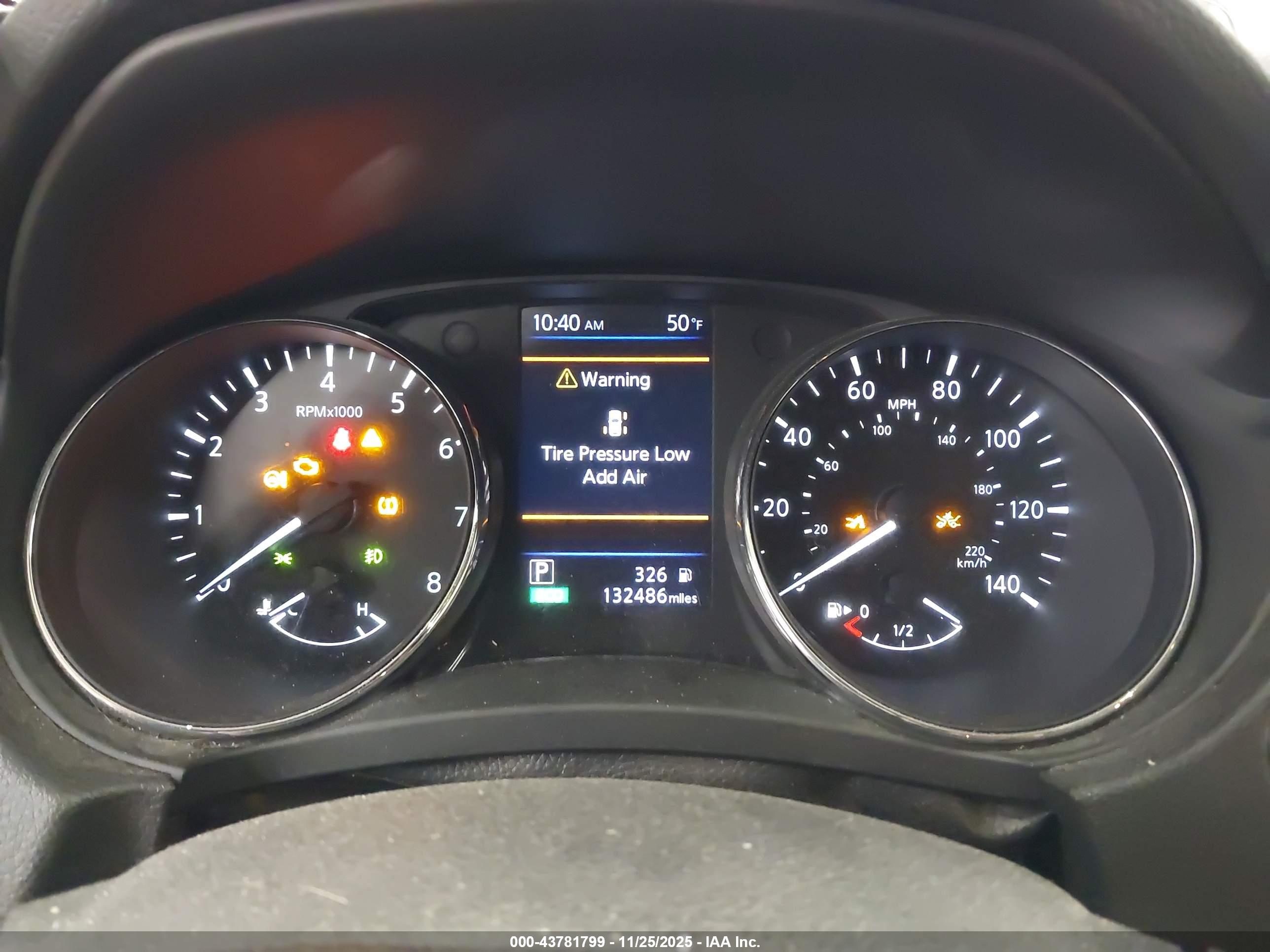 NISSAN ROGUE image 7