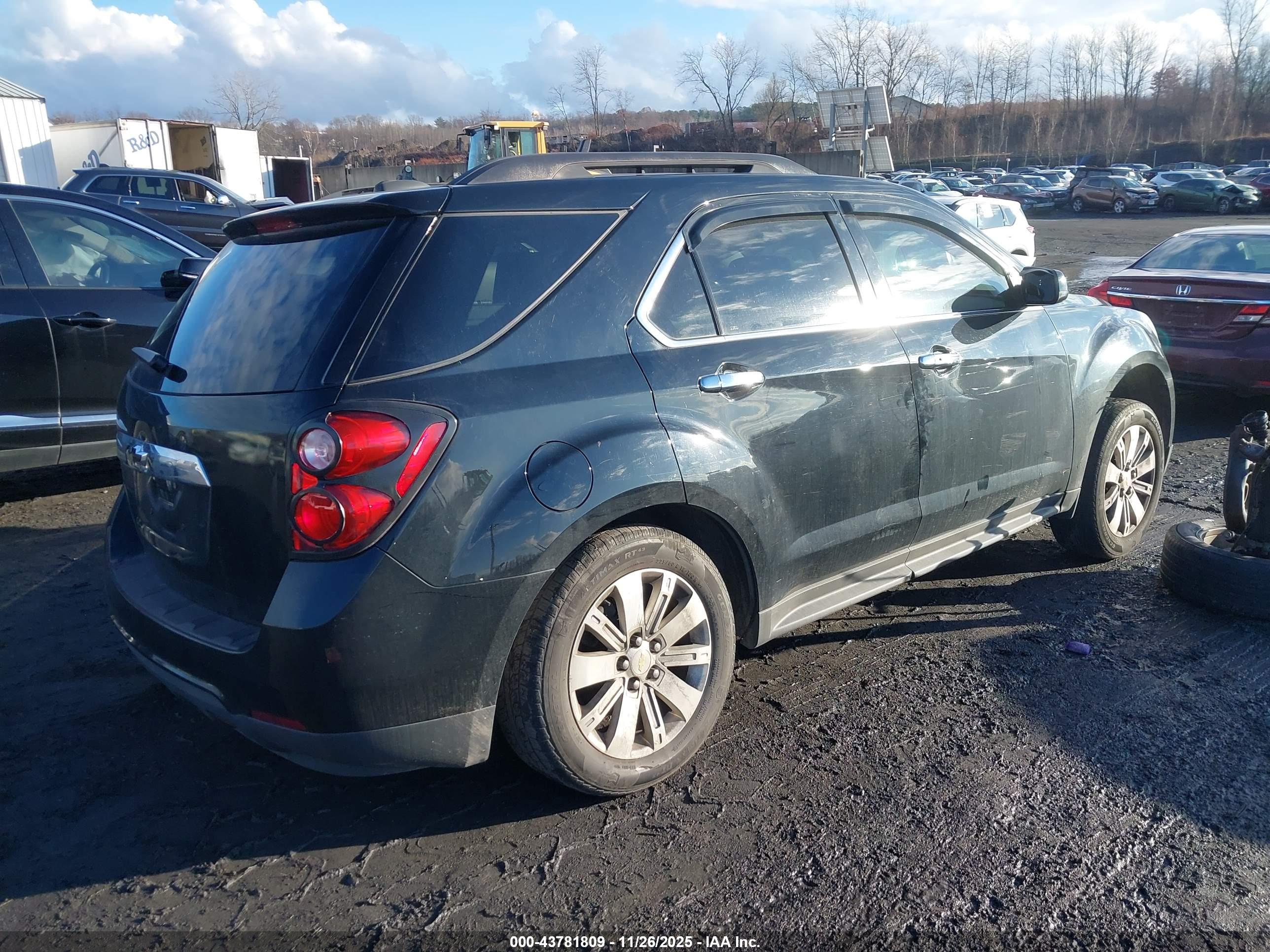 CHEVROLET EQUINOX image 4