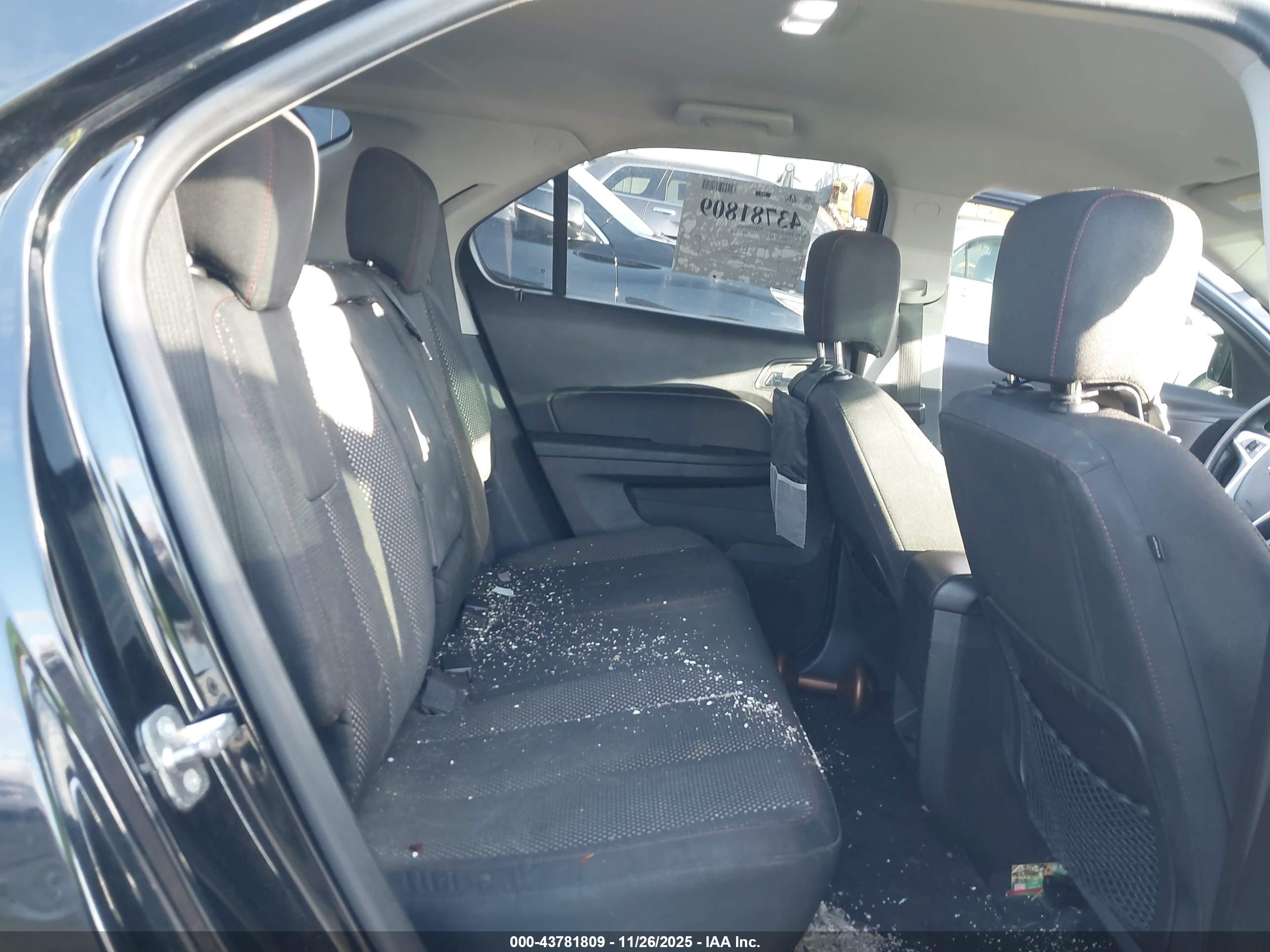 CHEVROLET EQUINOX image 8