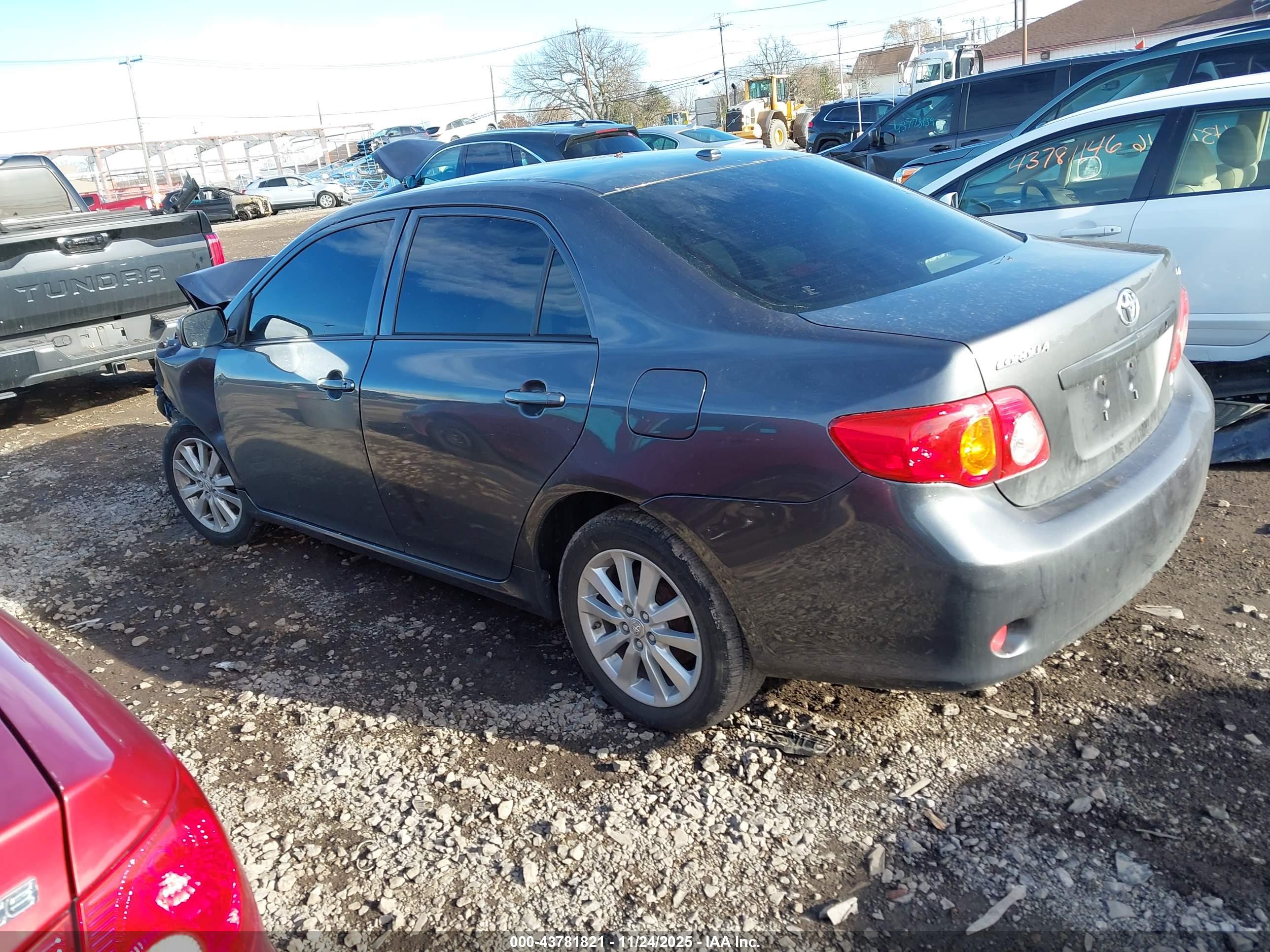 TOYOTA COROLLA image 3