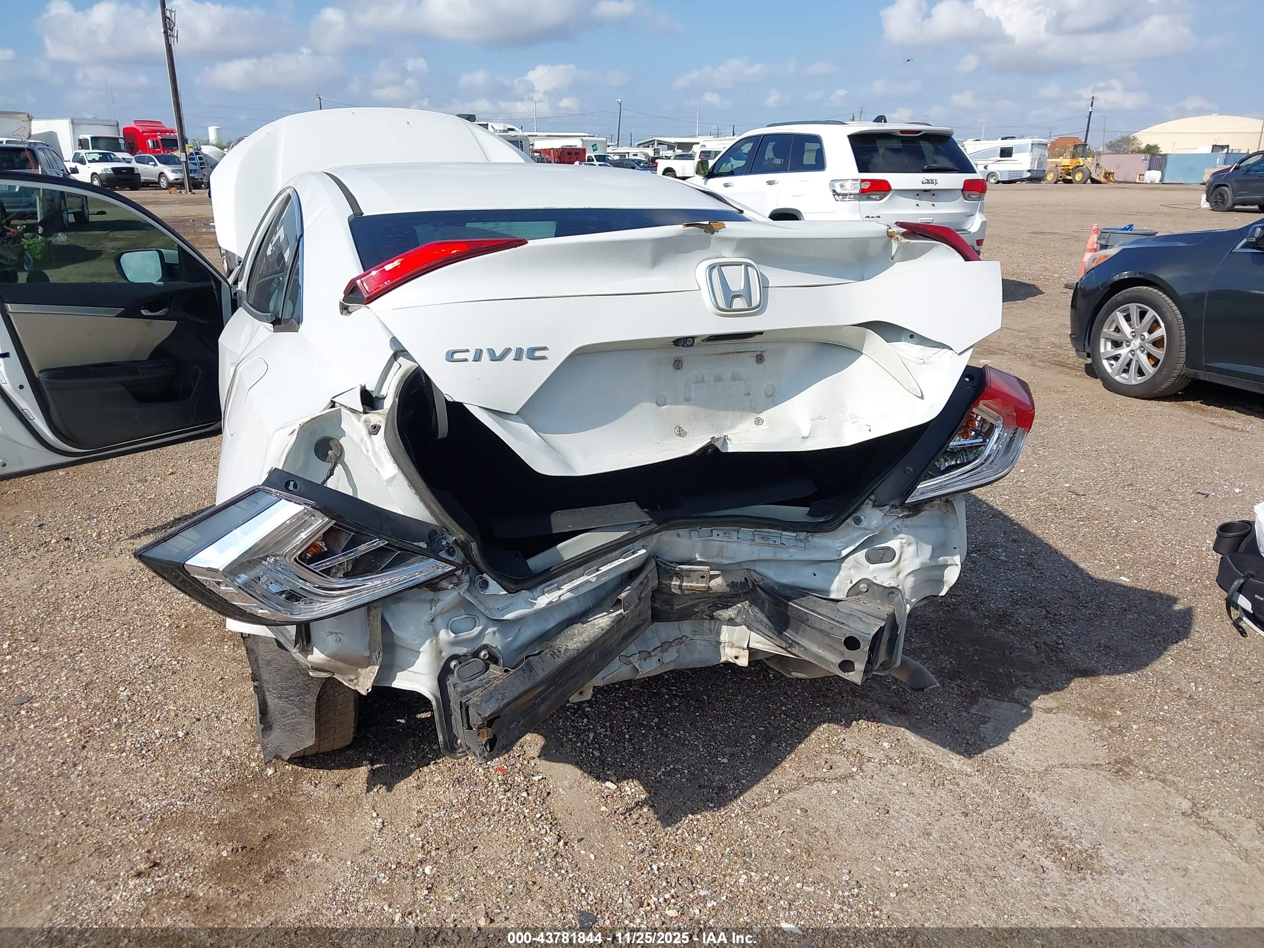 HONDA CIVIC image 6