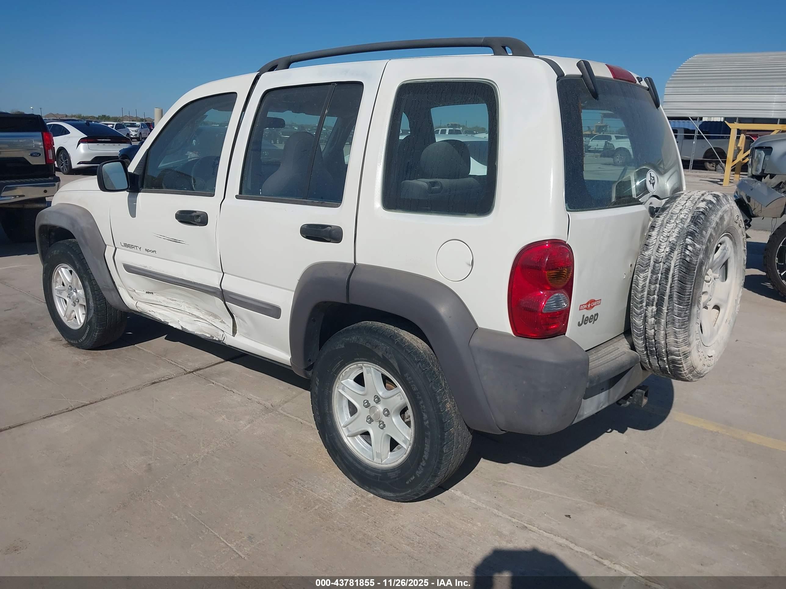 JEEP LIBERTY image 3