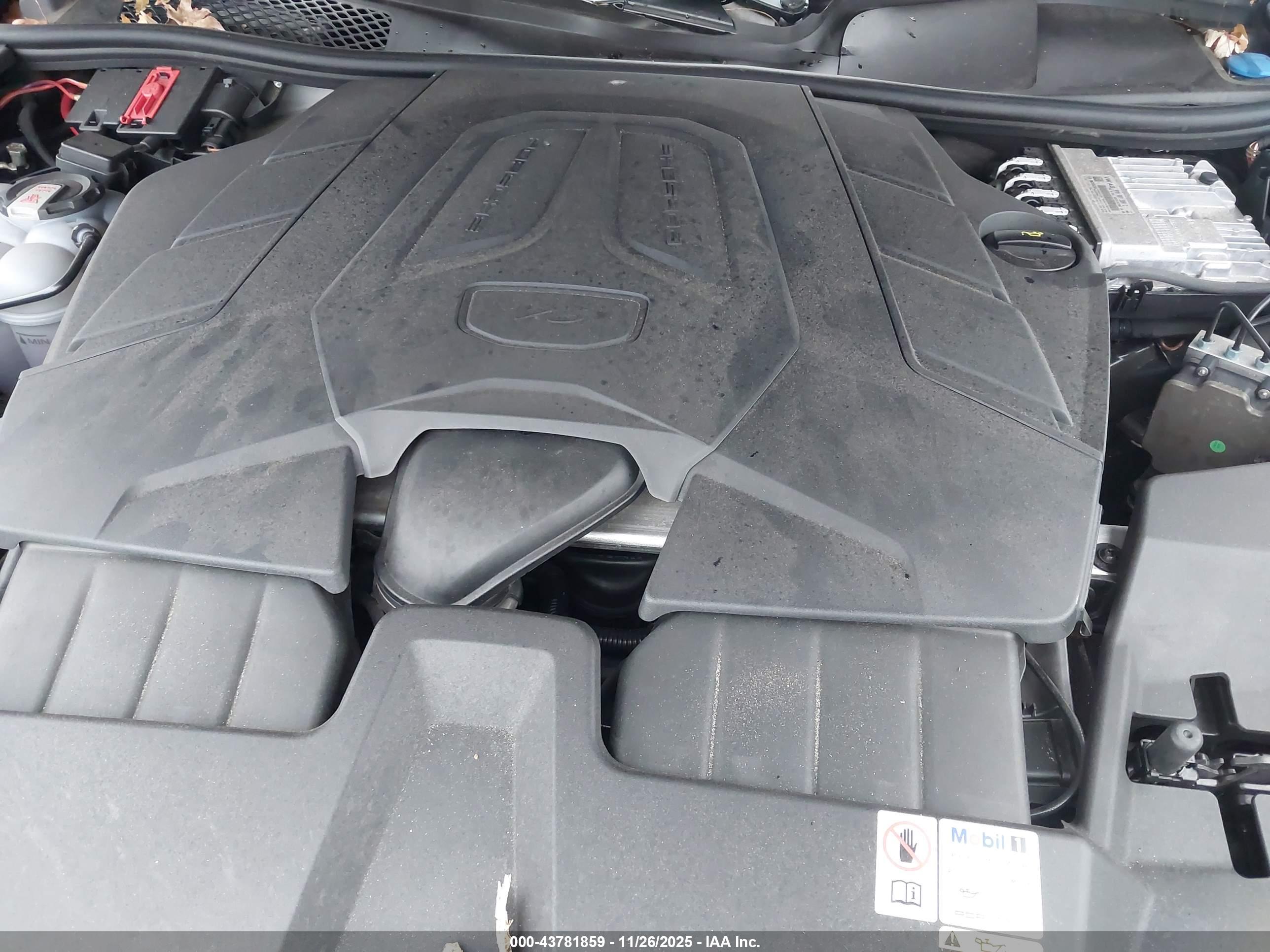 PORSCHE CAYENNE image 10