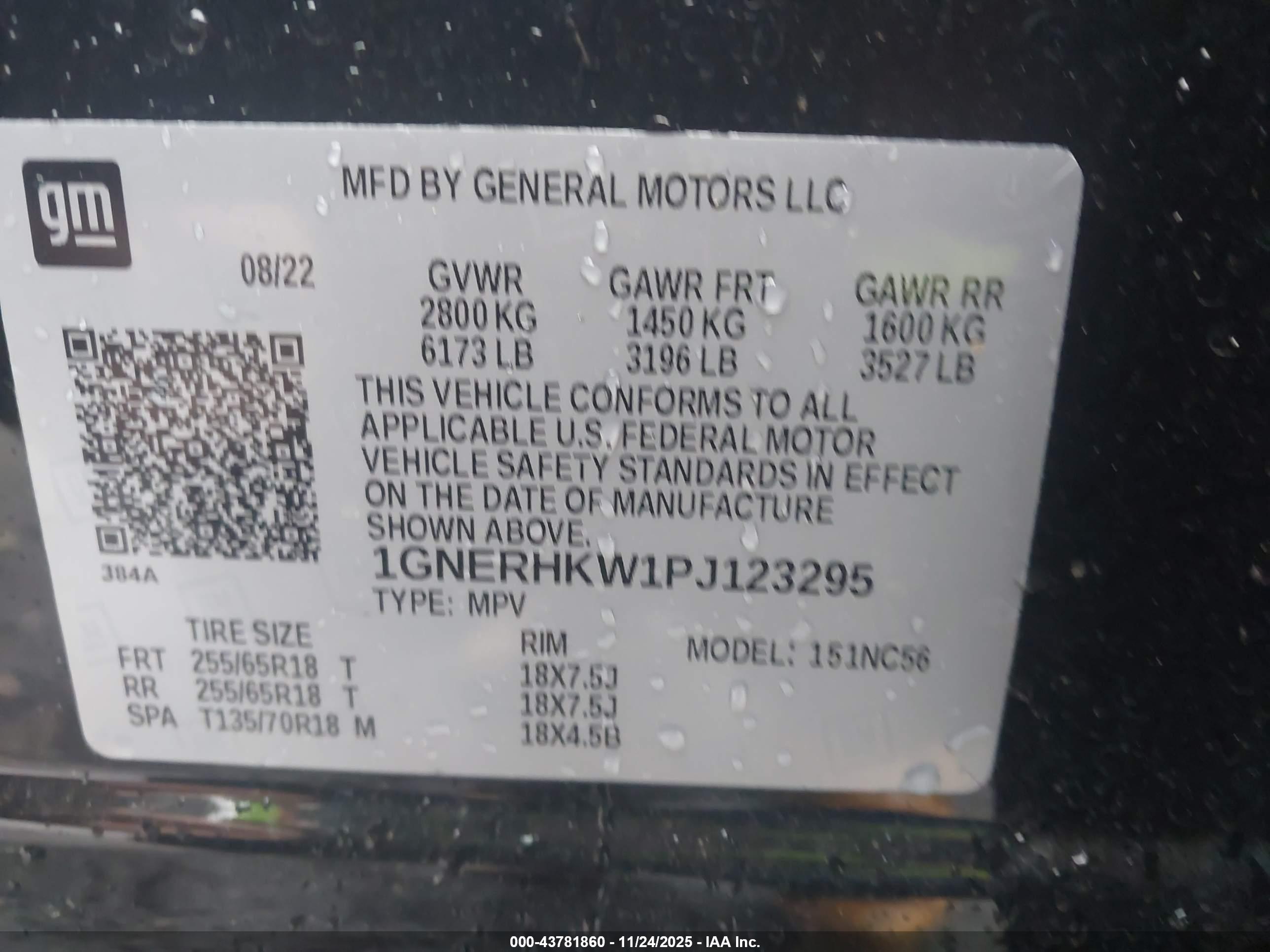 CHEVROLET TRAVERSE image 9