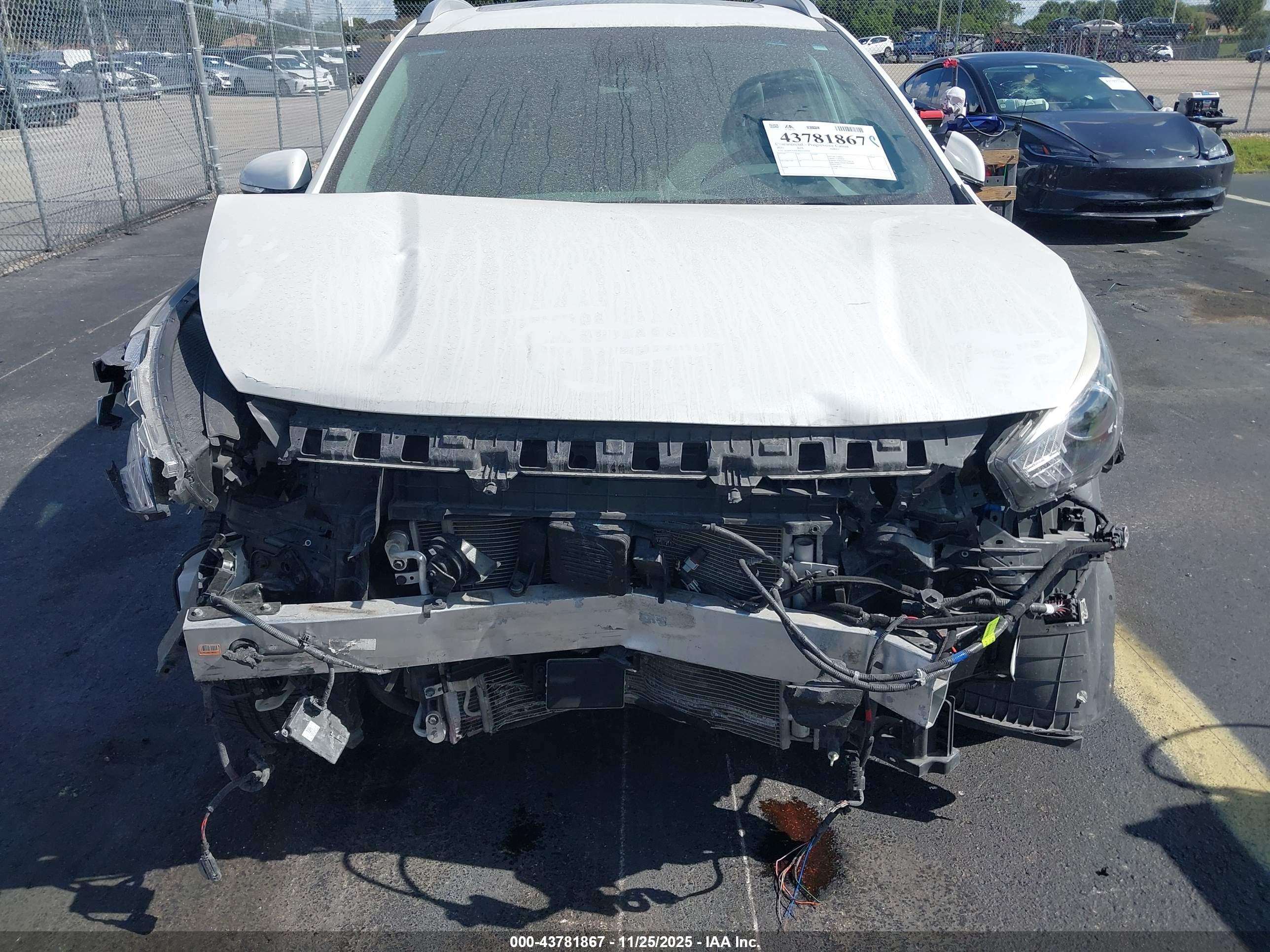 KIA NIRO image 6