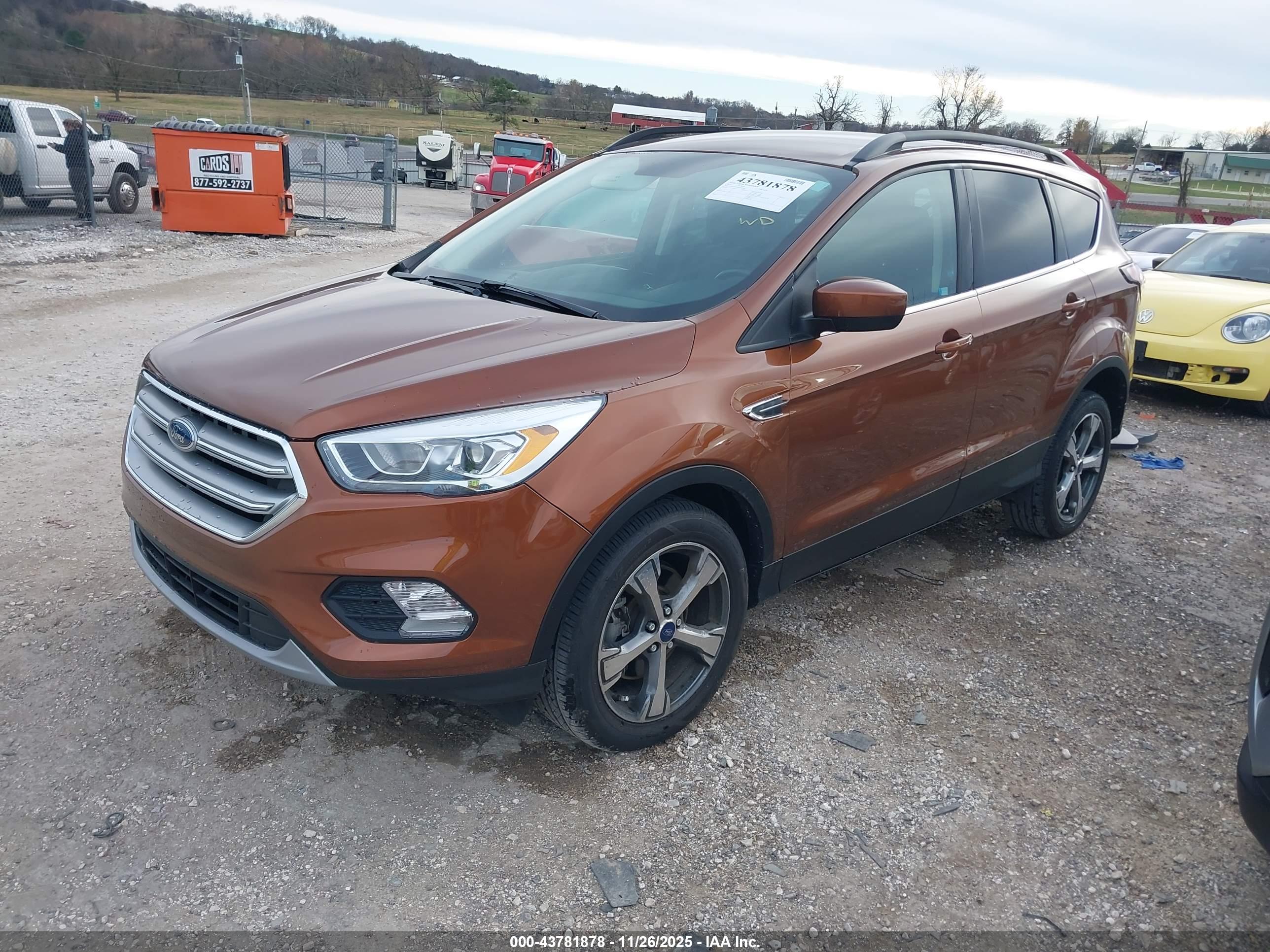 FORD ESCAPE image 2