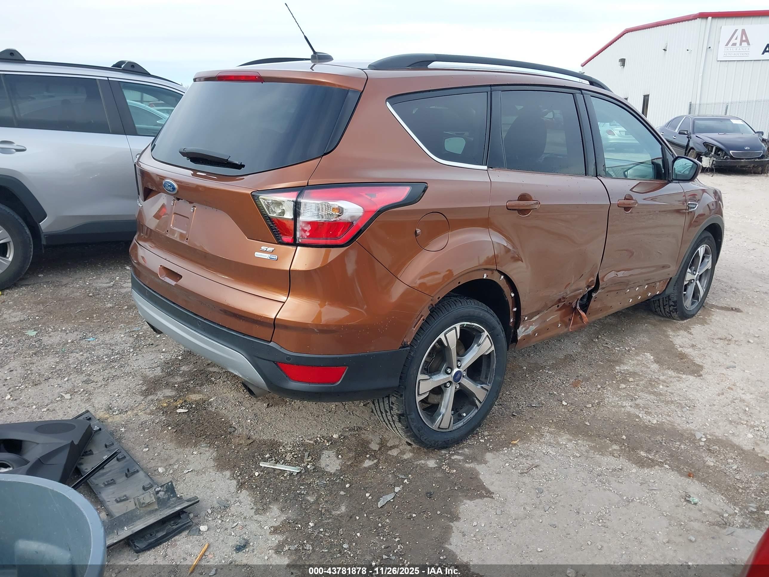 FORD ESCAPE image 4