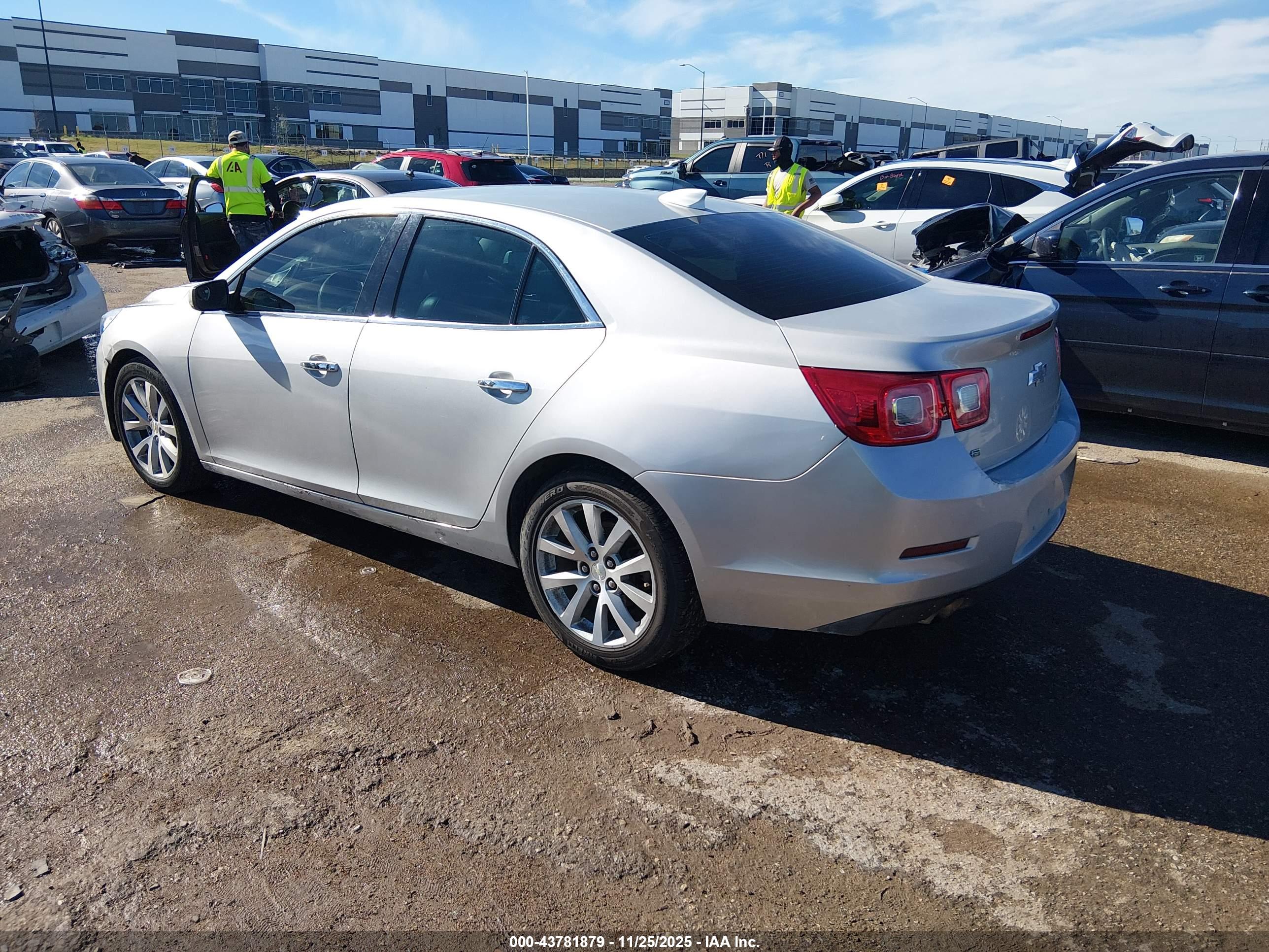 CHEVROLET MALIBU image 3