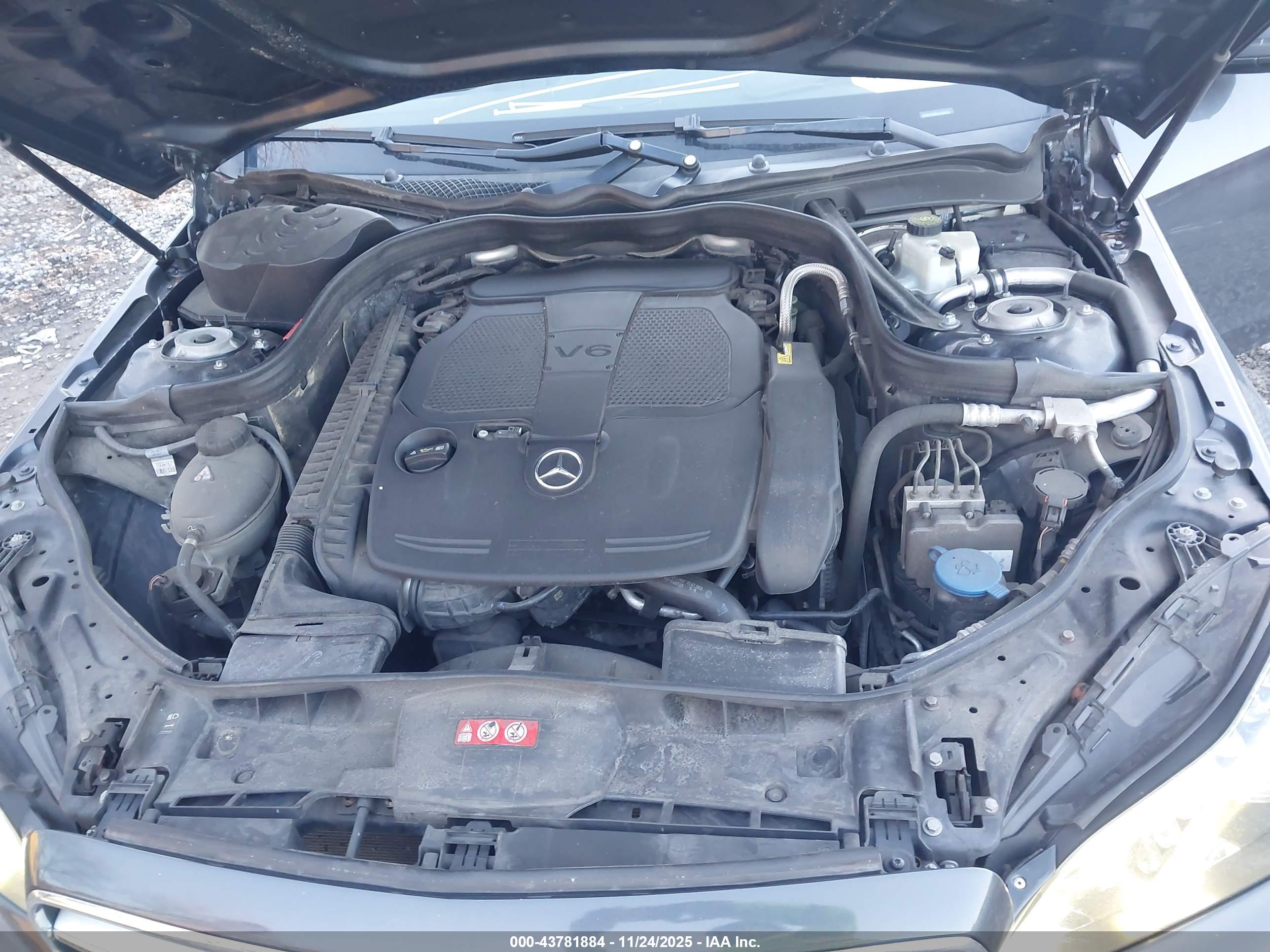 MERCEDES-BENZ E image 10