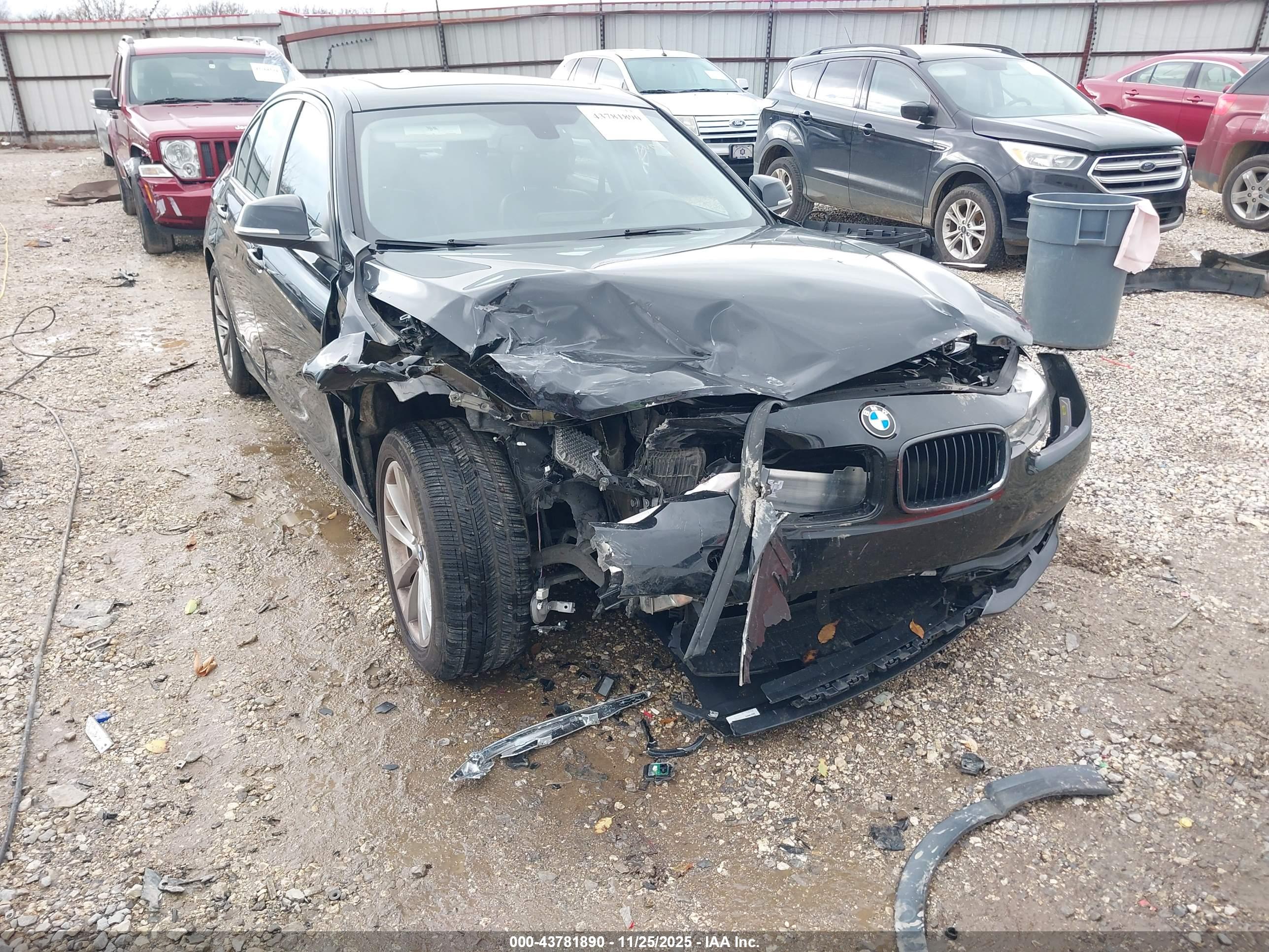 BMW 320I image 6