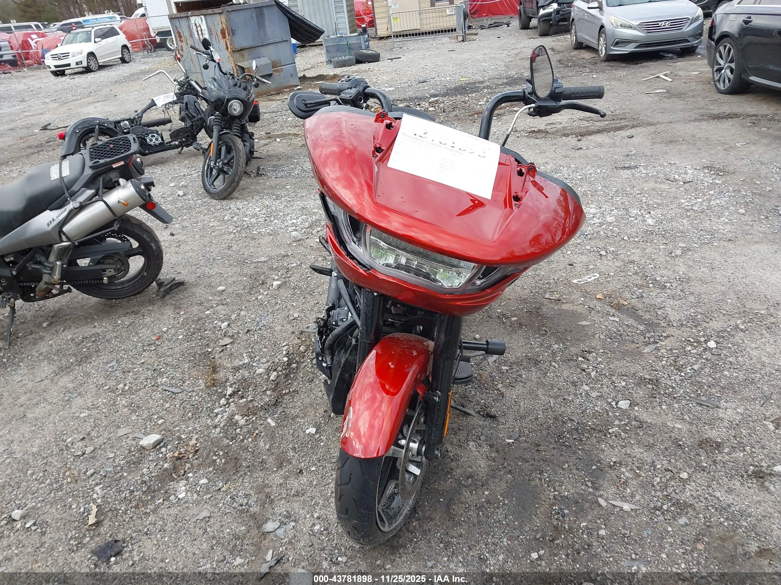 HARLEY-DAVIDSON FLTRX image 5