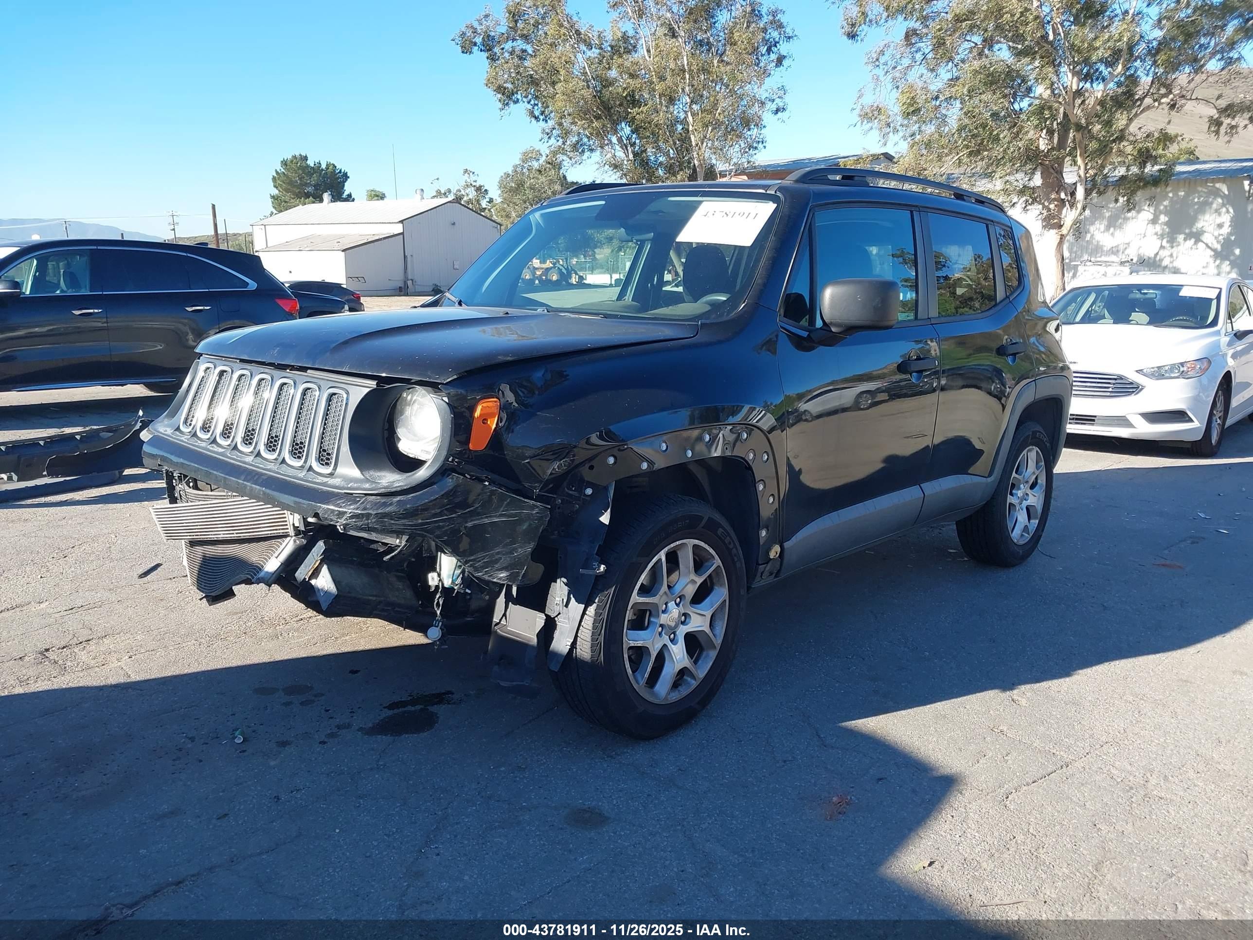 JEEP RENEGADE image 2