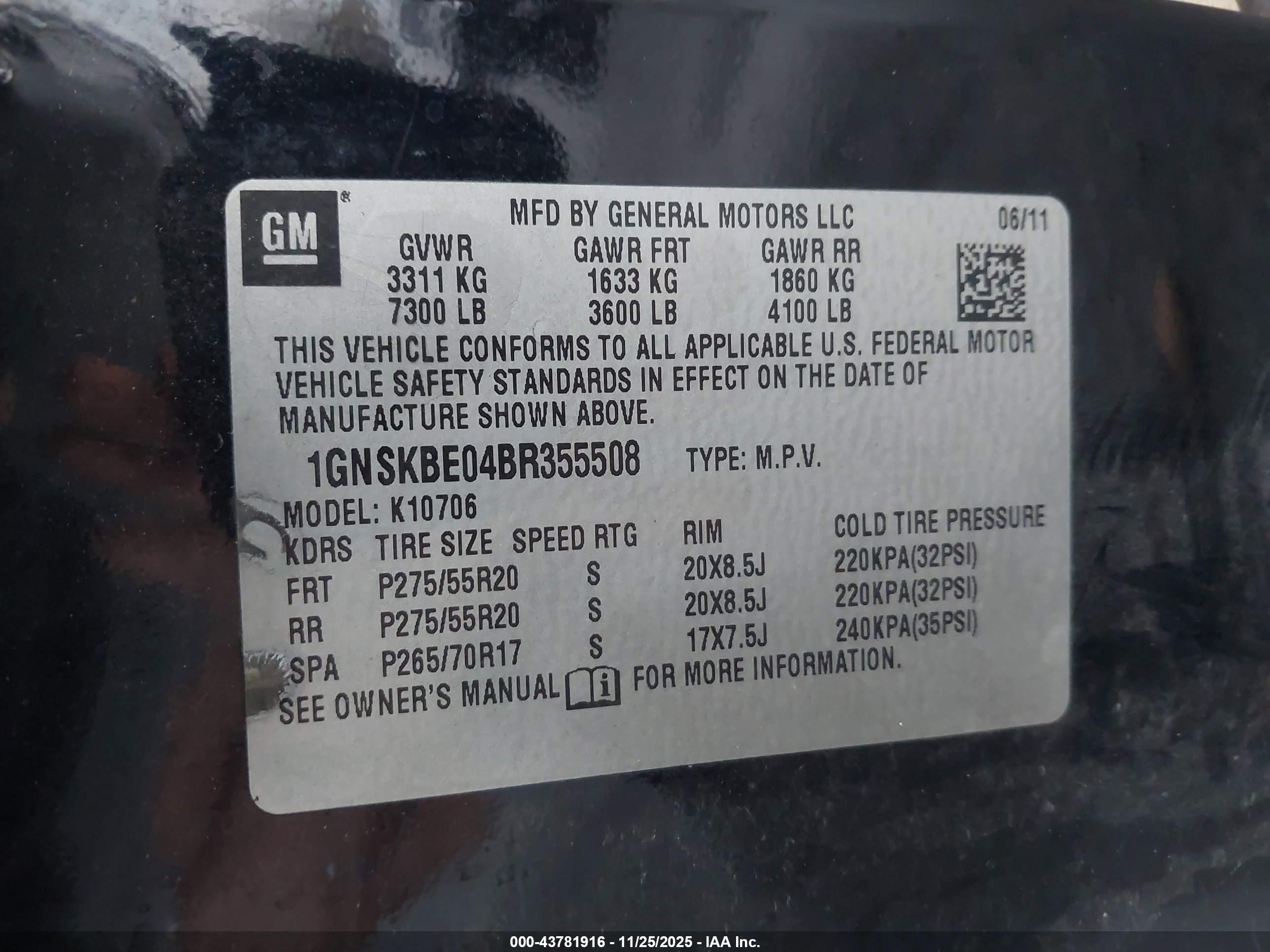 CHEVROLET TAHOE image 9