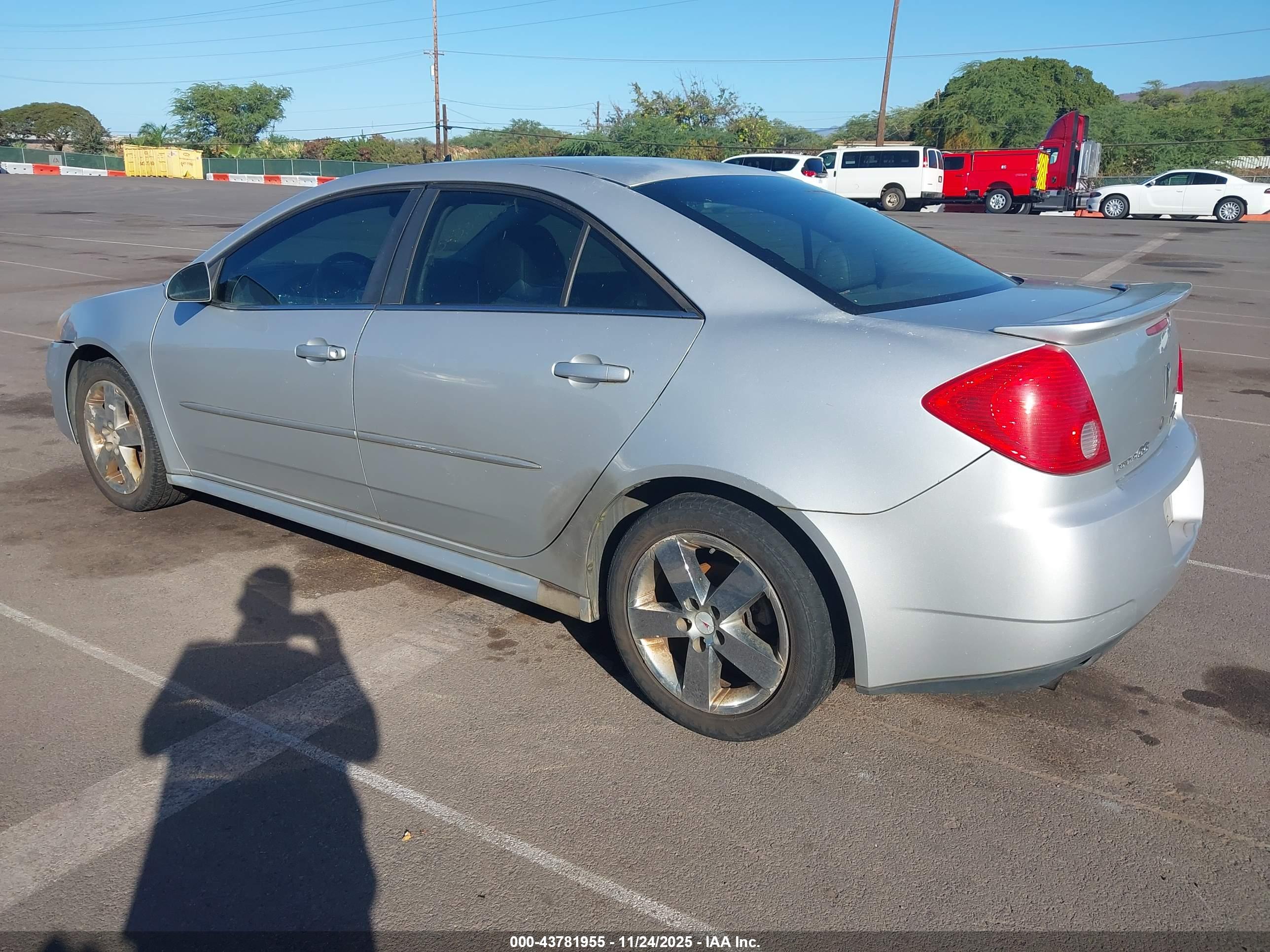 PONTIAC G6 image 3