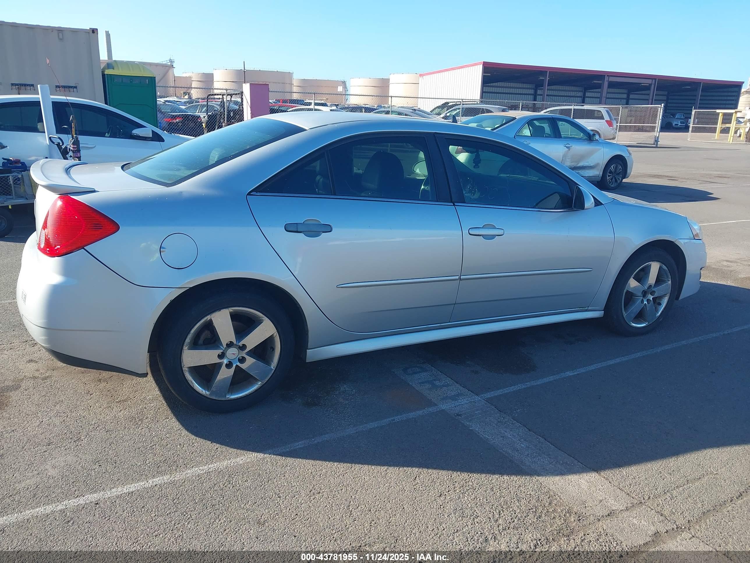 PONTIAC G6 image 4