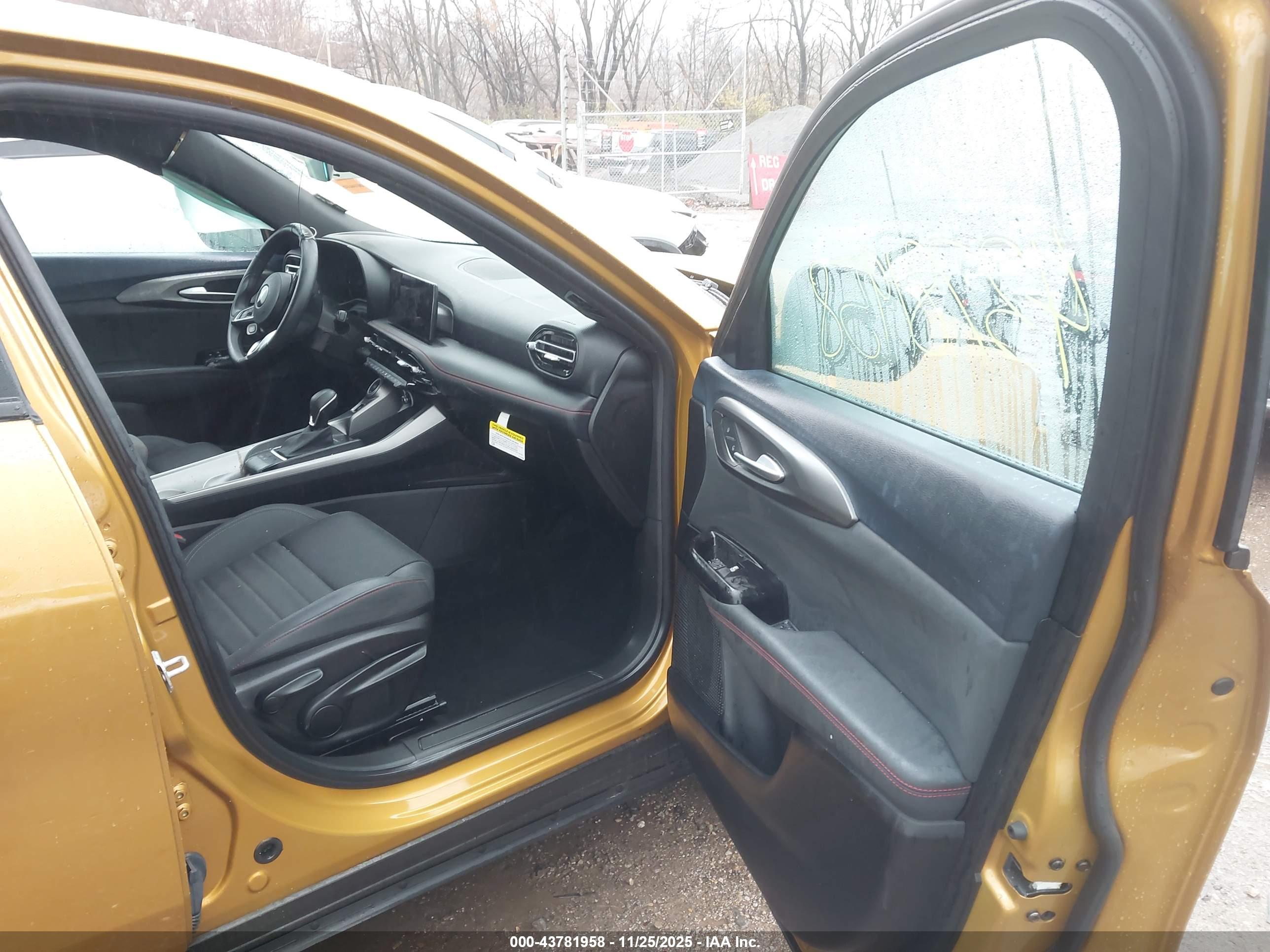DODGE HORNET image 5