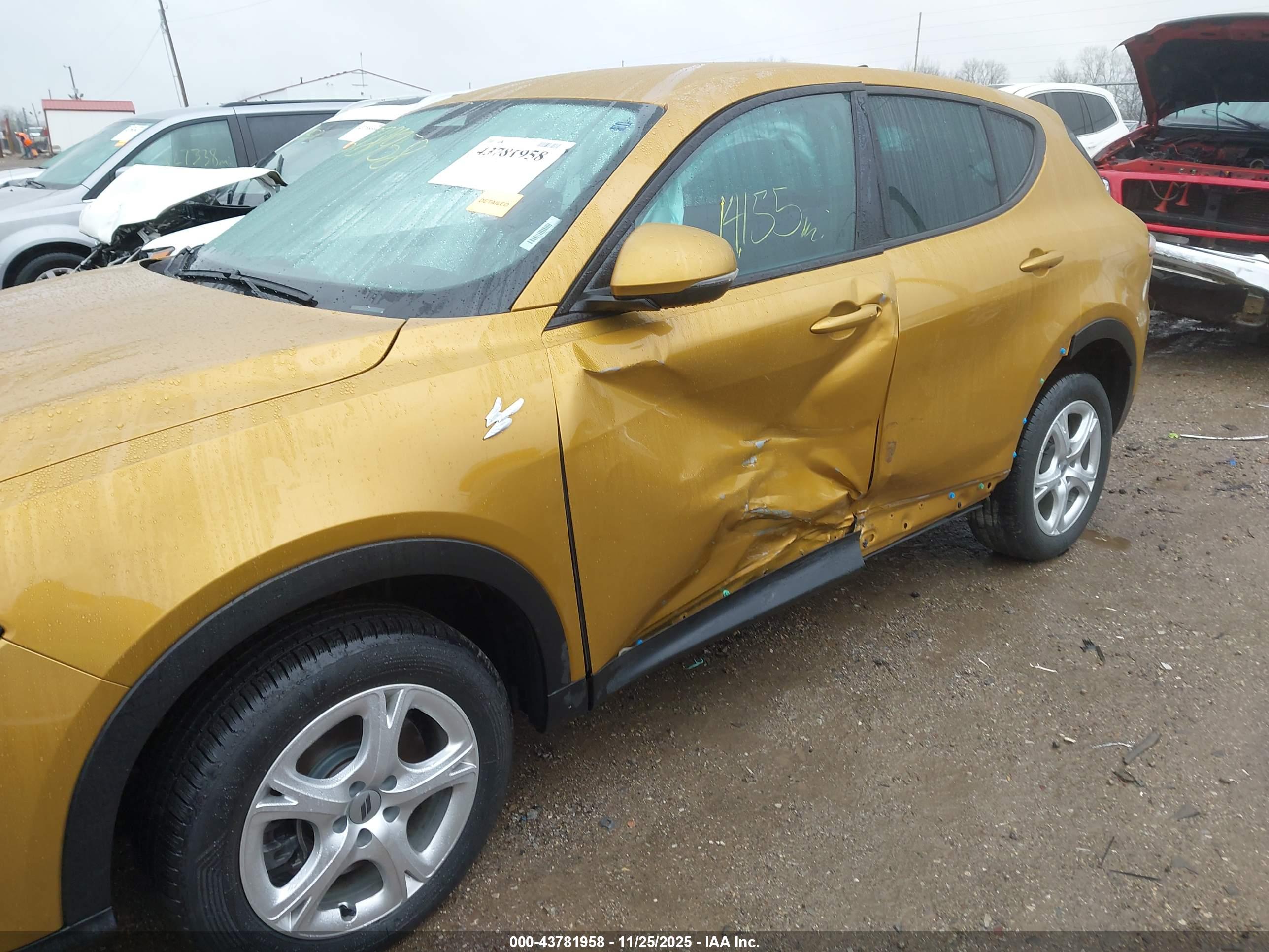 DODGE HORNET image 6