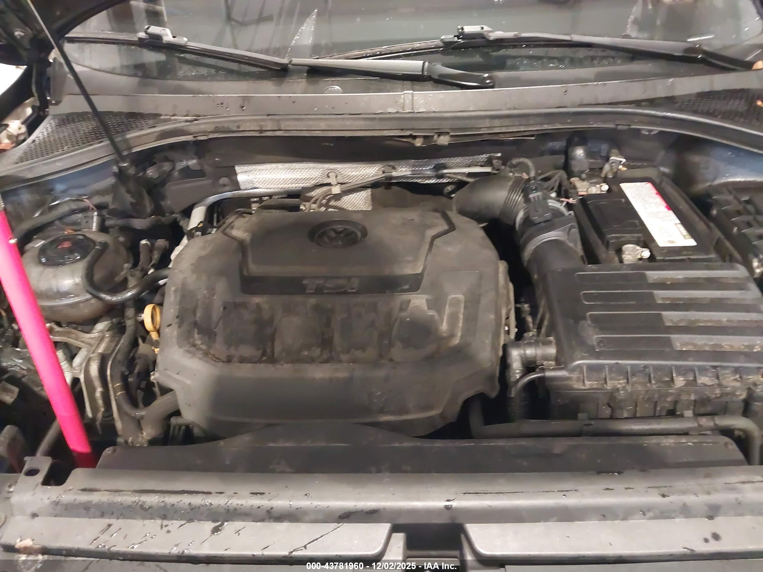 VOLKSWAGEN TIGUAN image 10