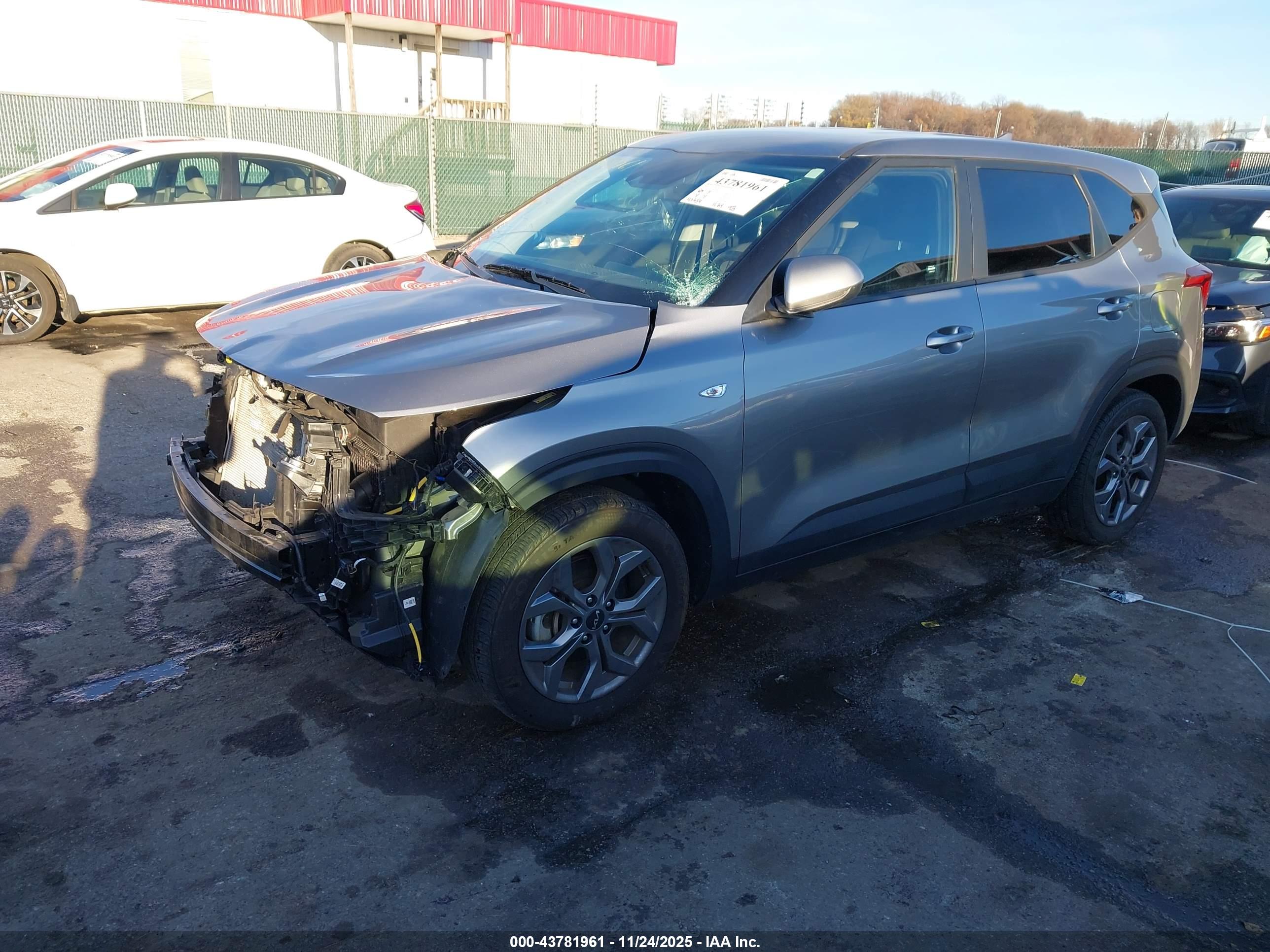 KIA SELTOS image 2