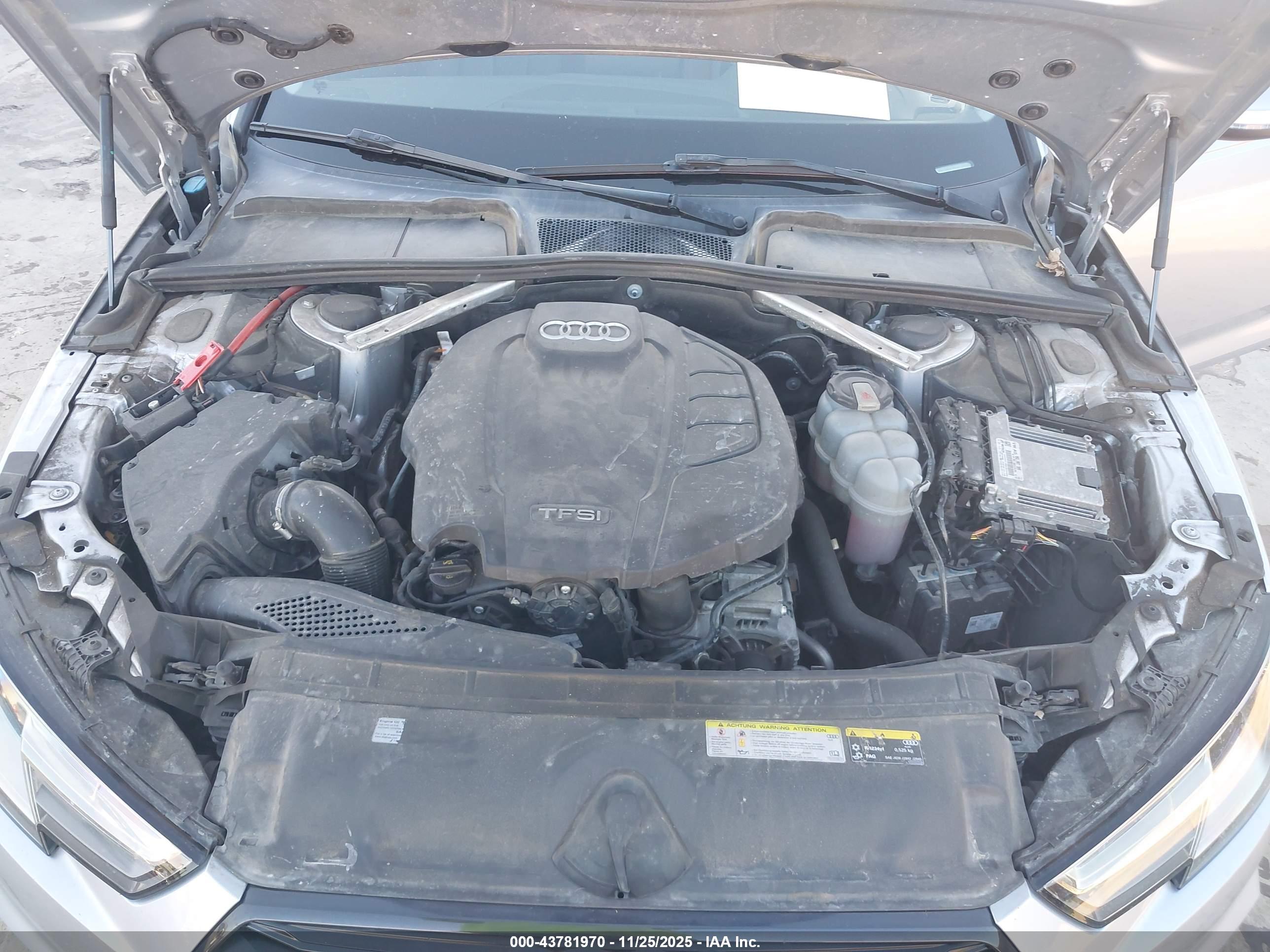 AUDI A4 image 10