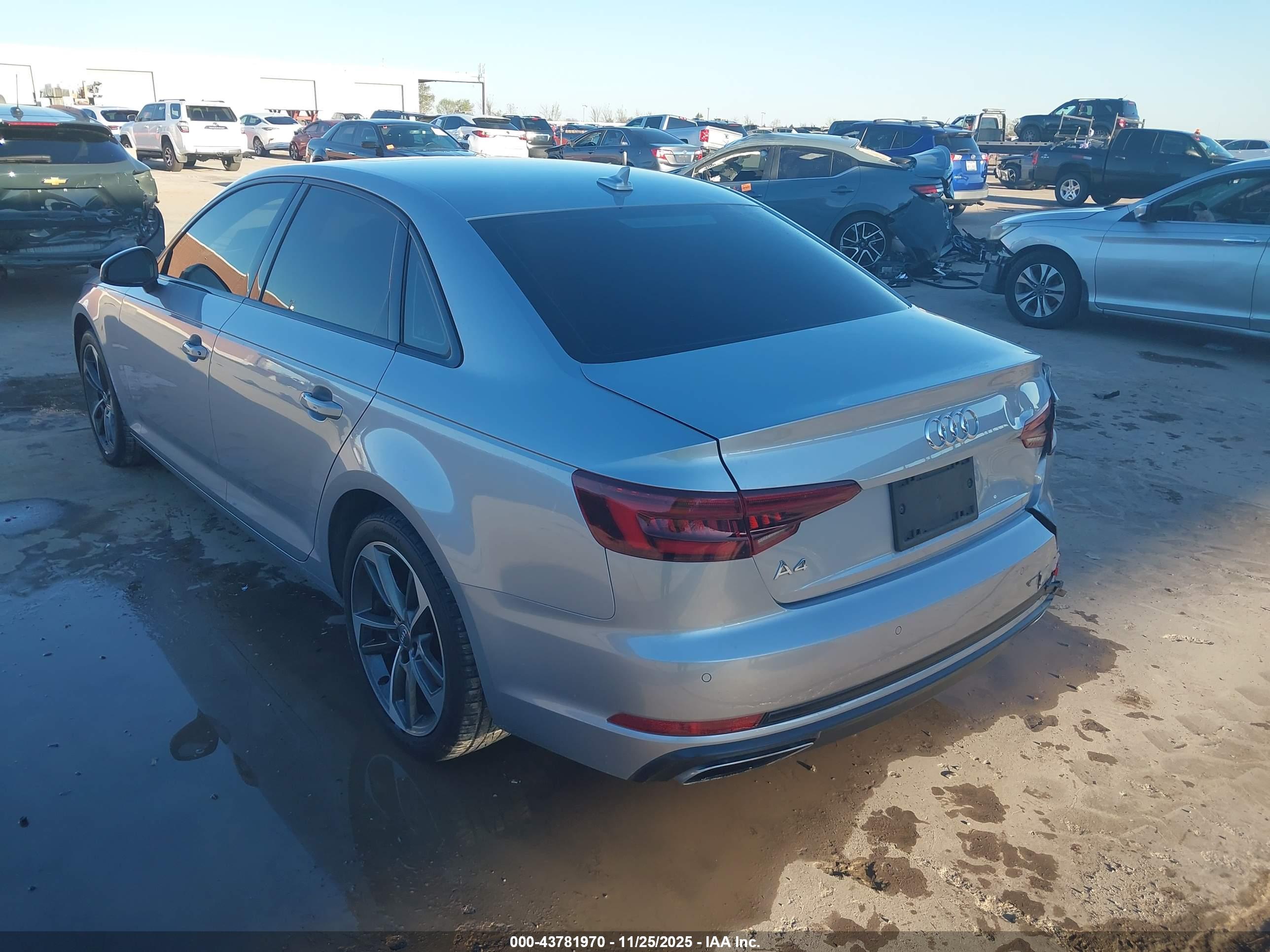 AUDI A4 image 3
