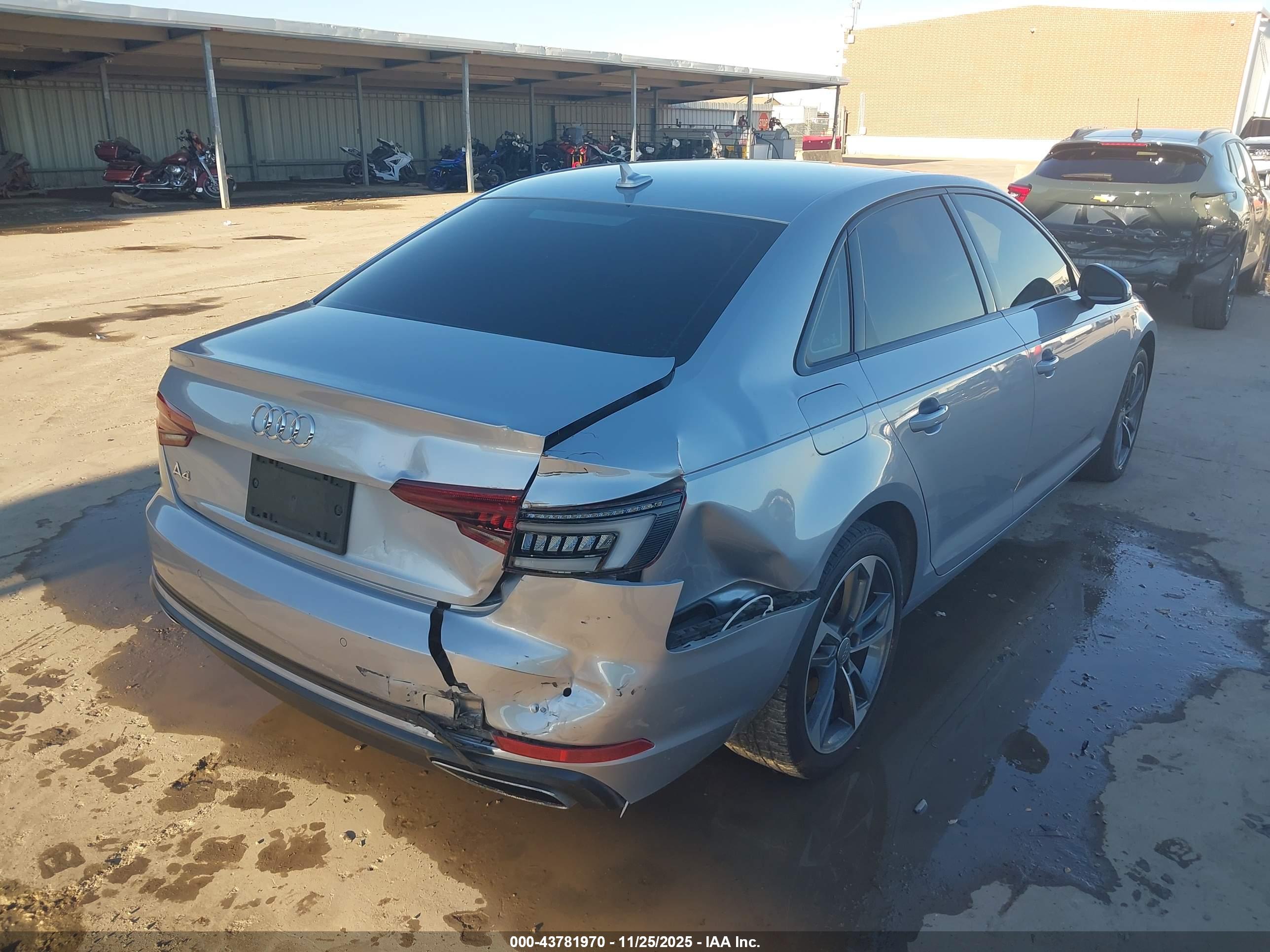 AUDI A4 image 4