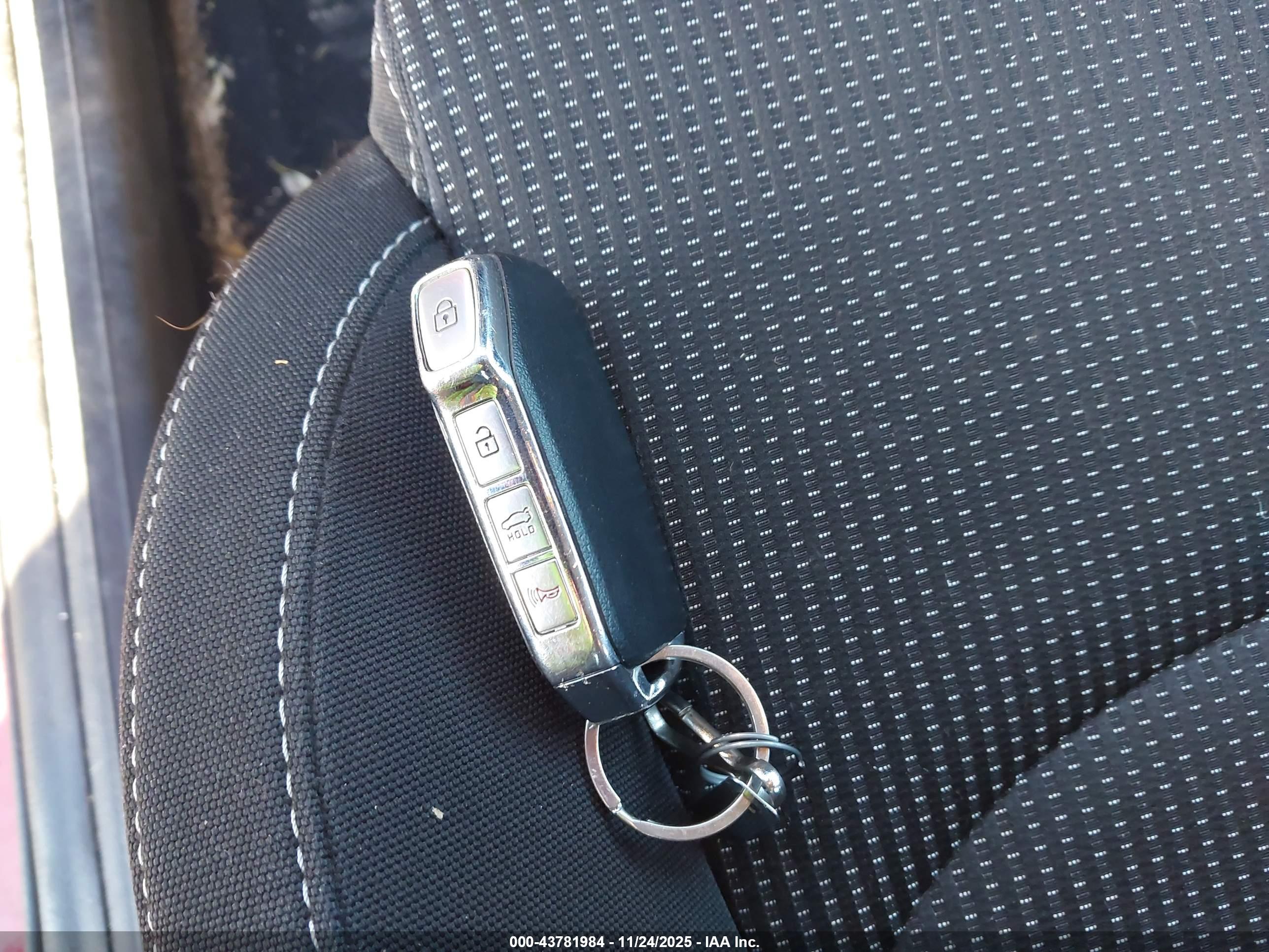 KIA FORTE image 11