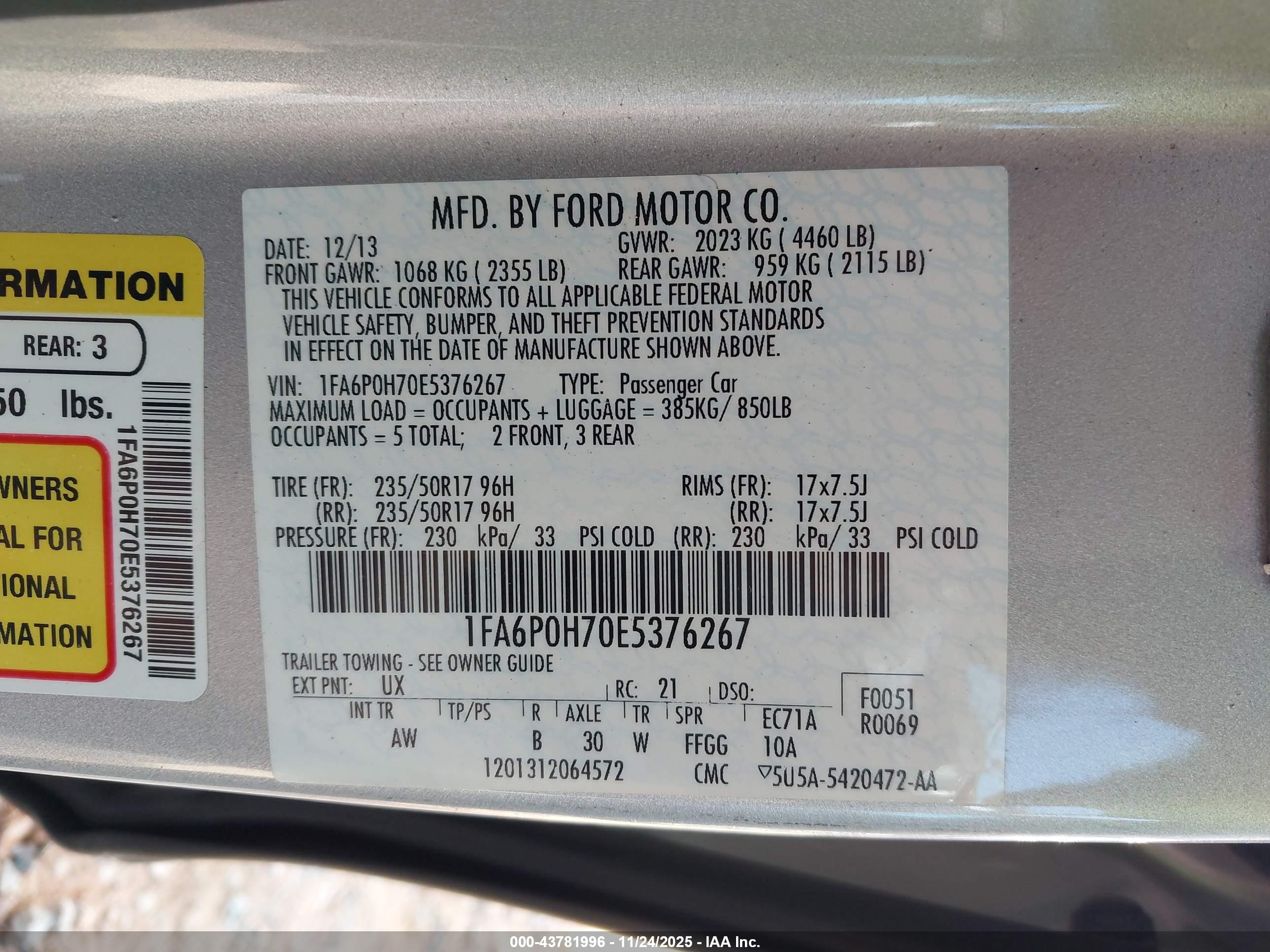 FORD FUSION image 9