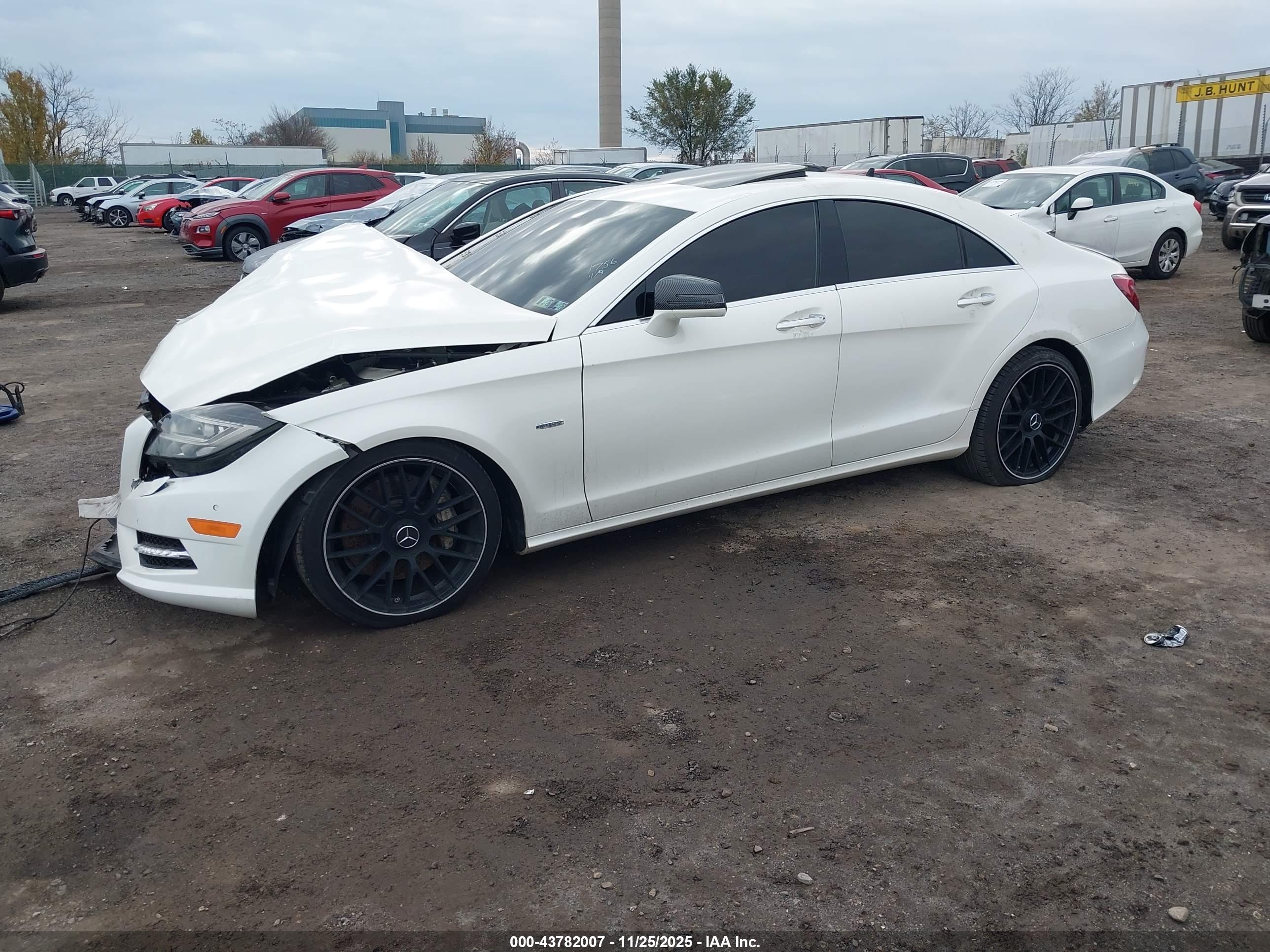 MERCEDES-BENZ CLS image 2
