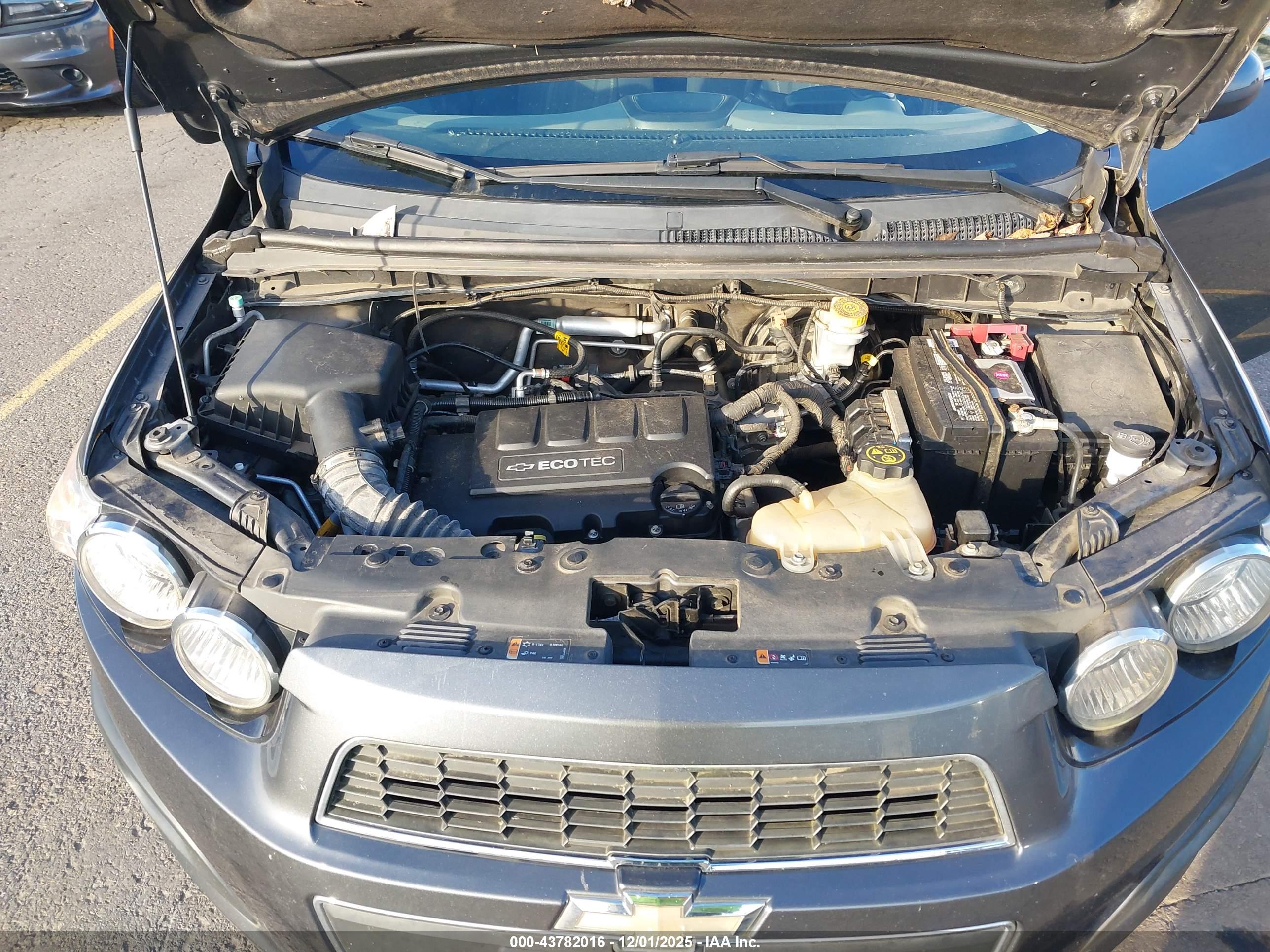 CHEVROLET SONIC image 10