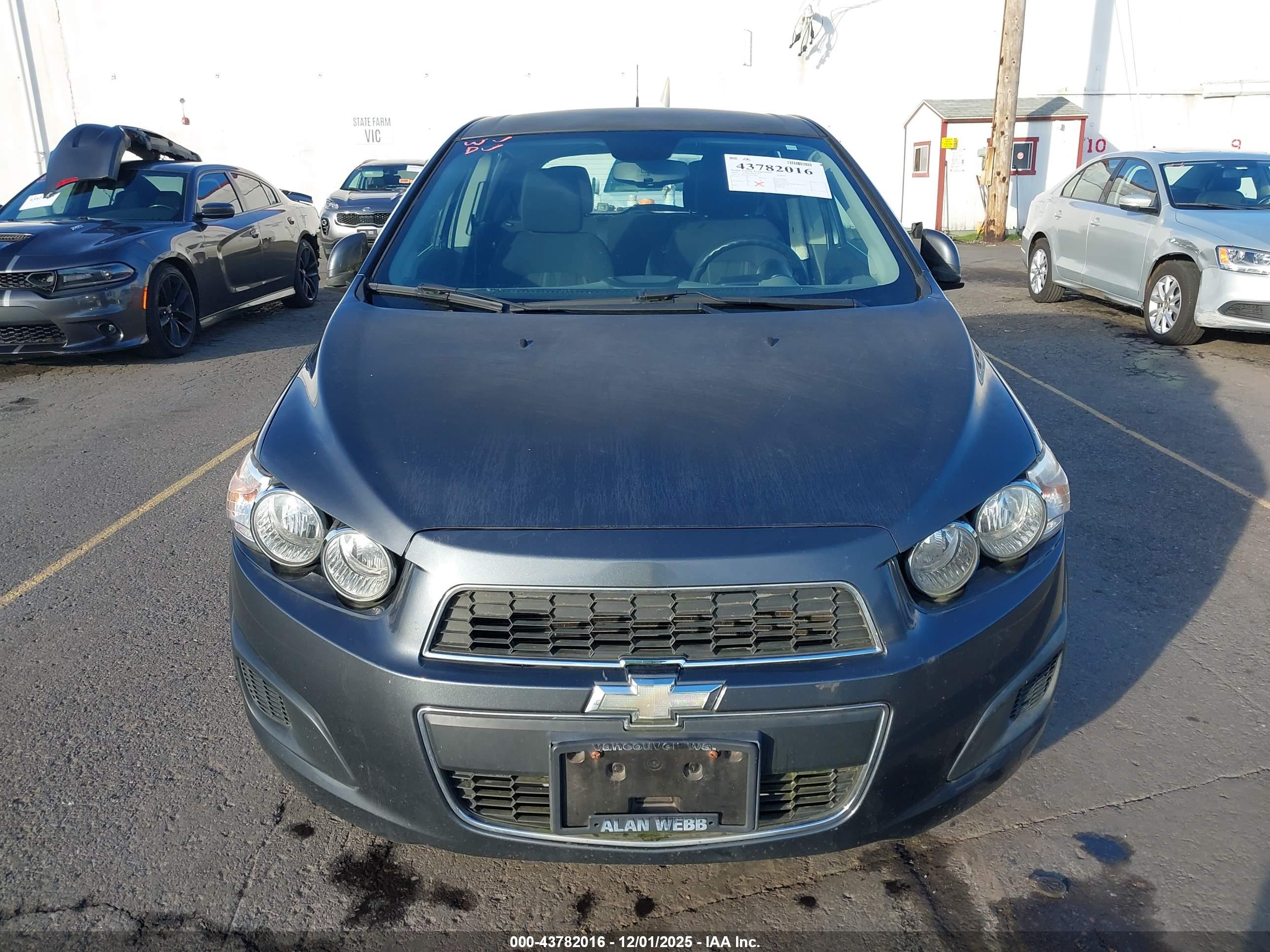 CHEVROLET SONIC image 6