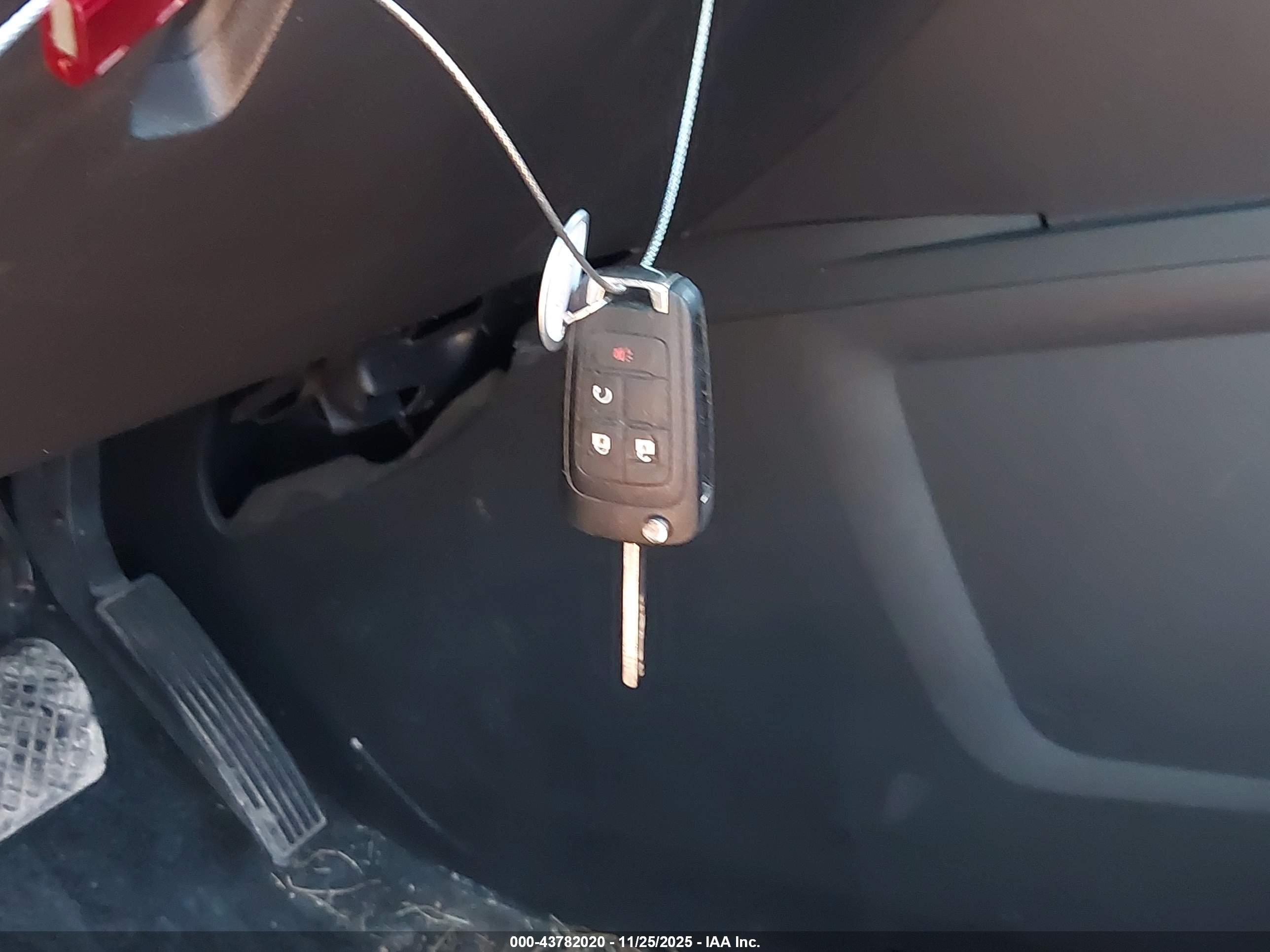 CHEVROLET EQUINOX image 11