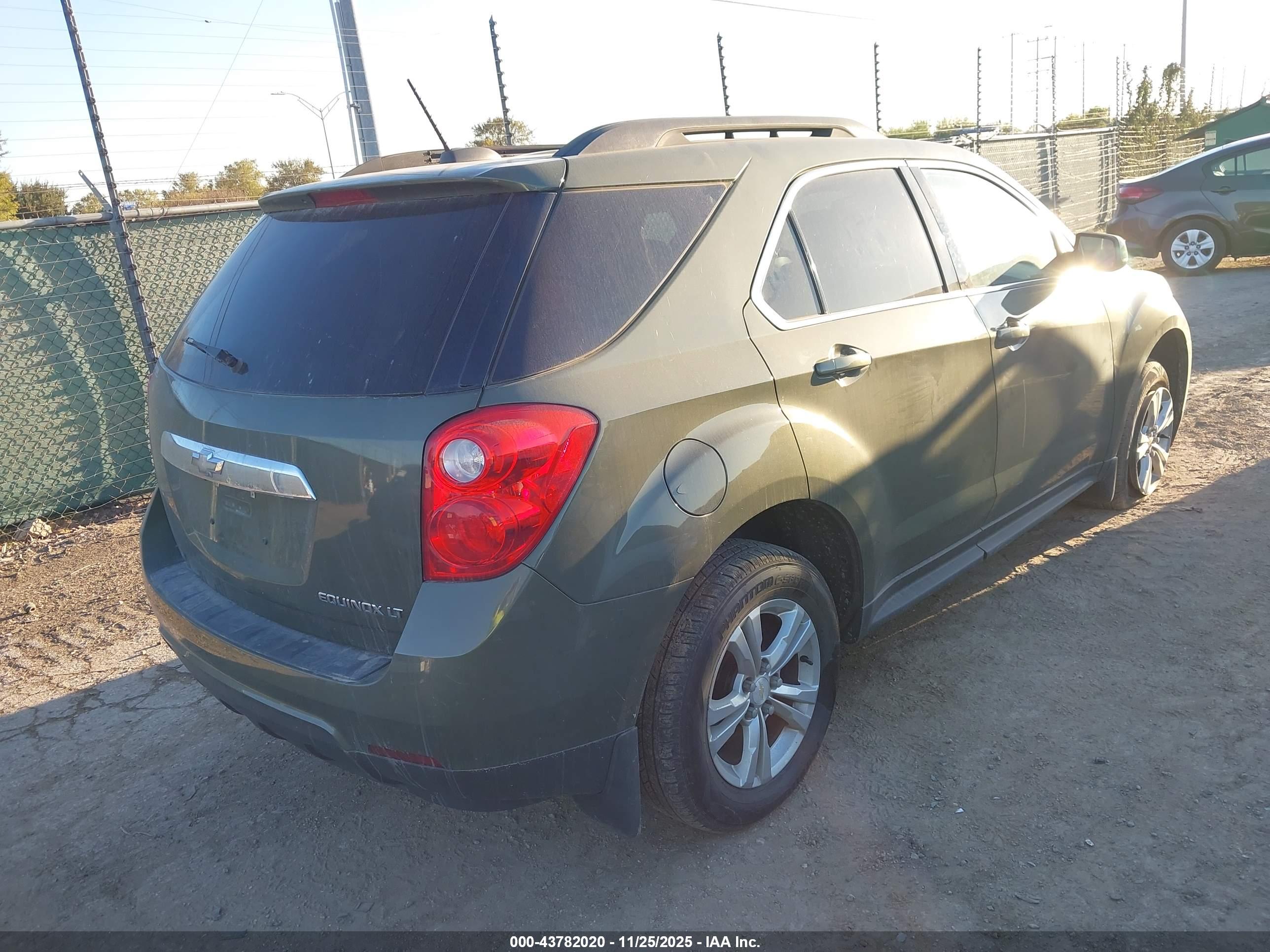 CHEVROLET EQUINOX image 4
