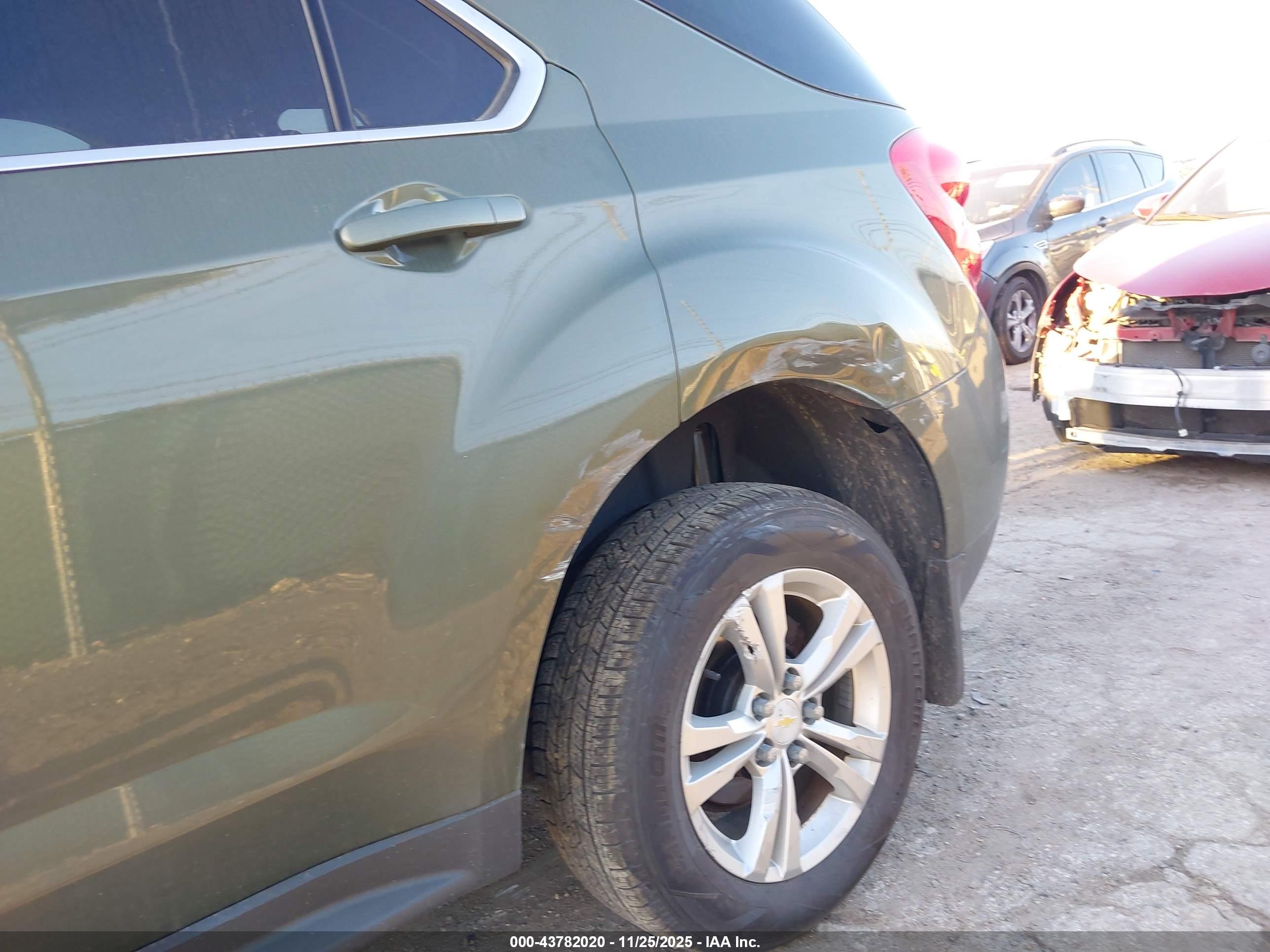 CHEVROLET EQUINOX image 6
