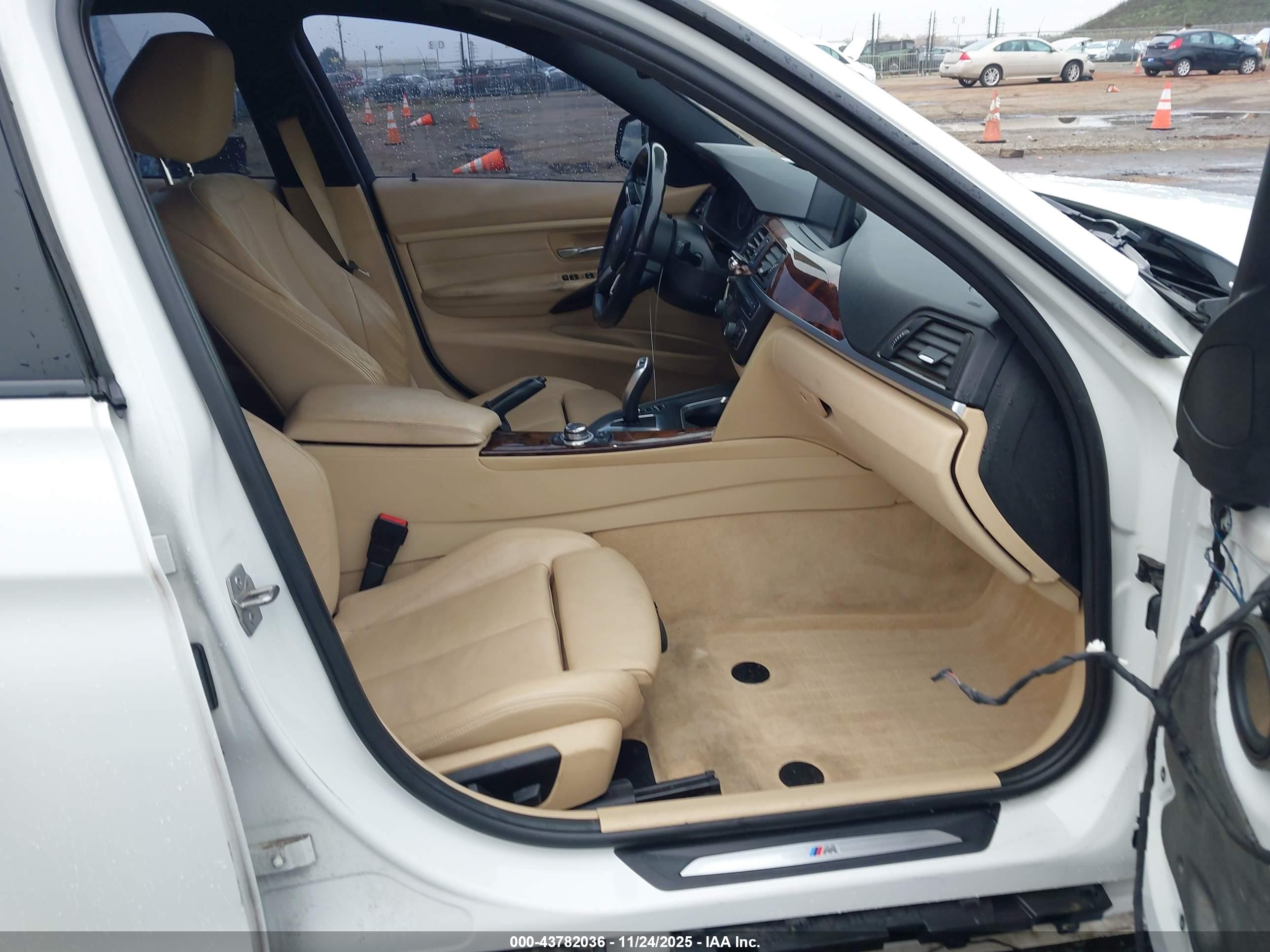 BMW 328I image 5