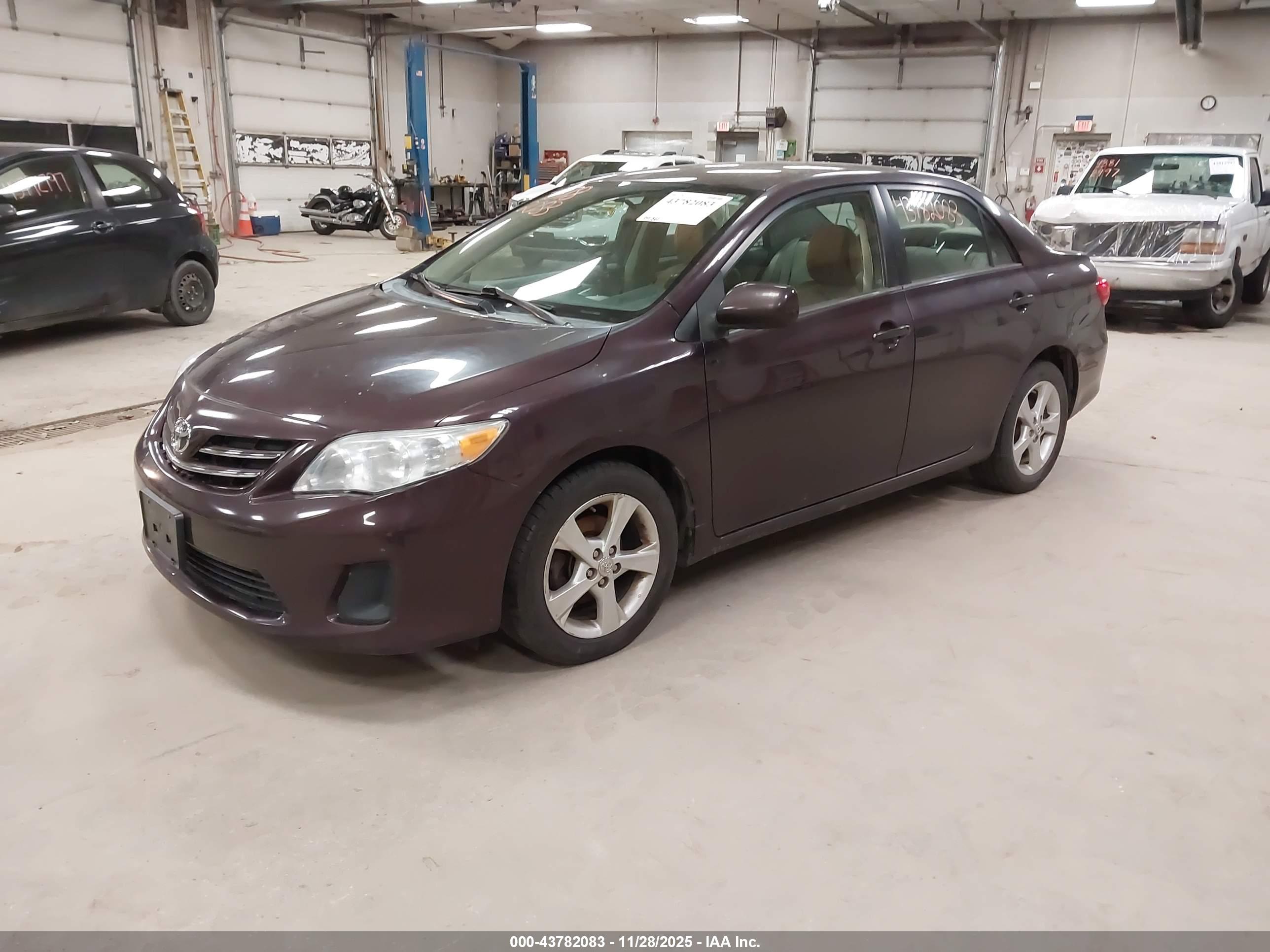 TOYOTA COROLLA image 2