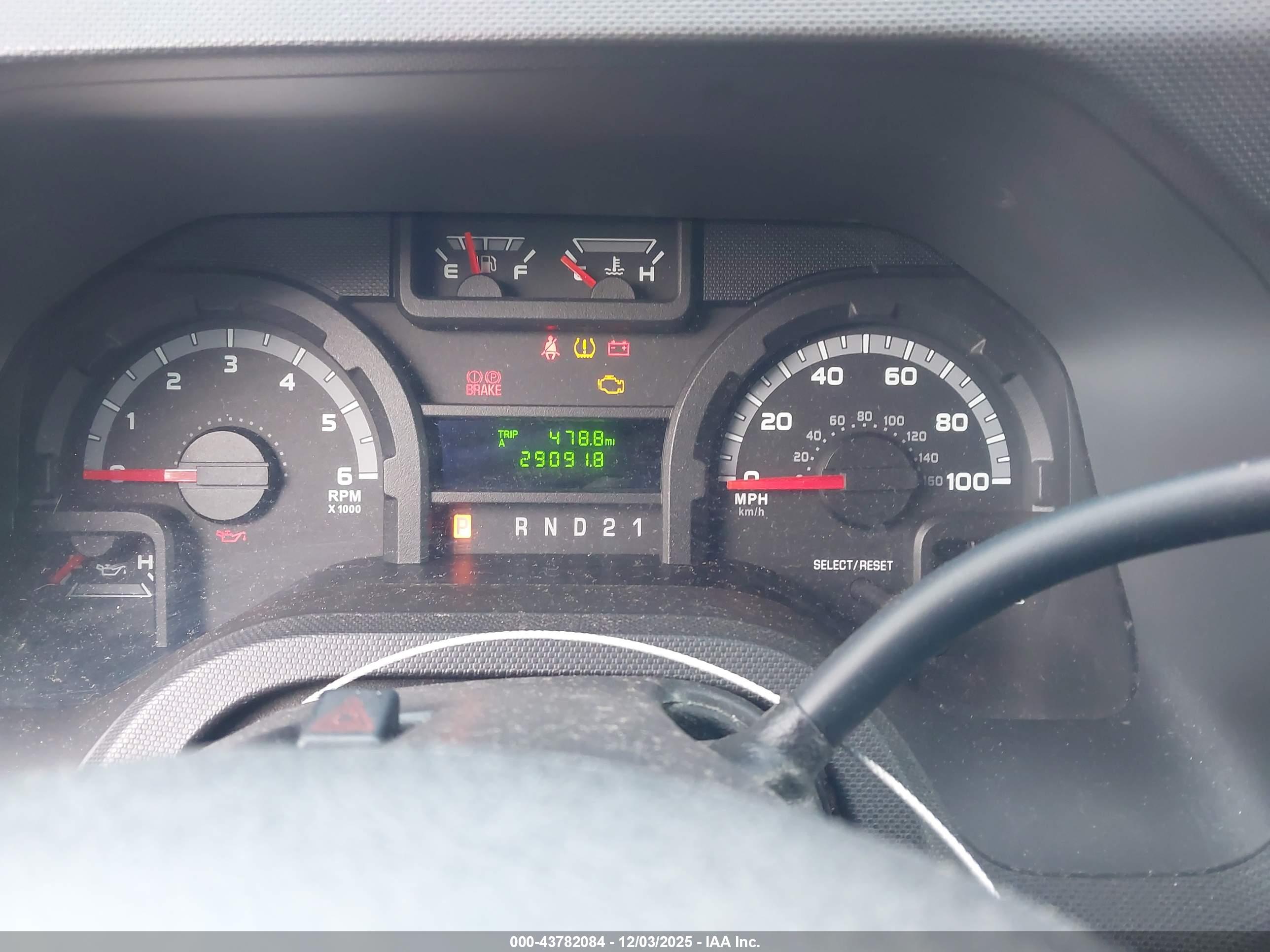 FORD E-250 image 7