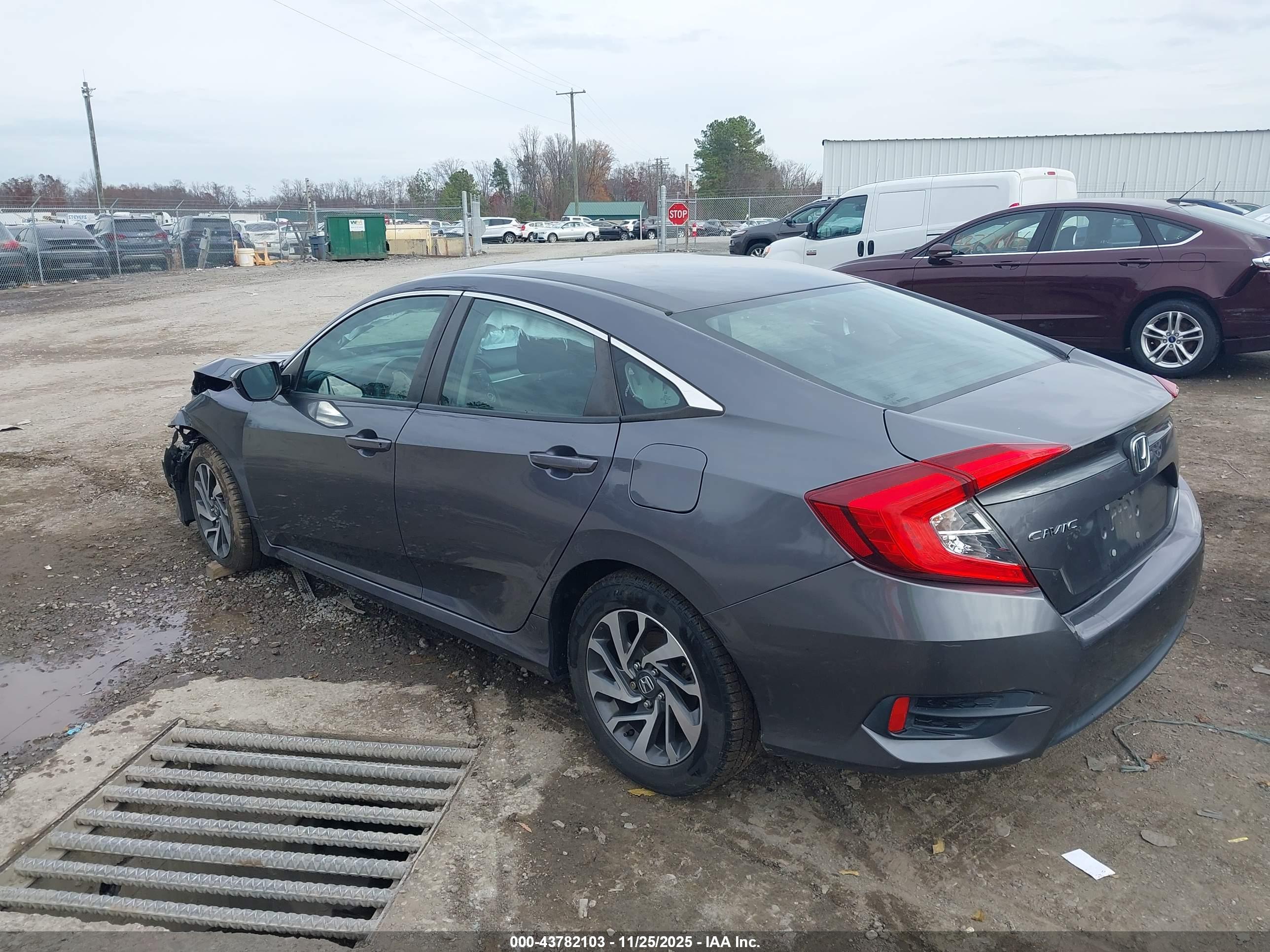 HONDA CIVIC image 3