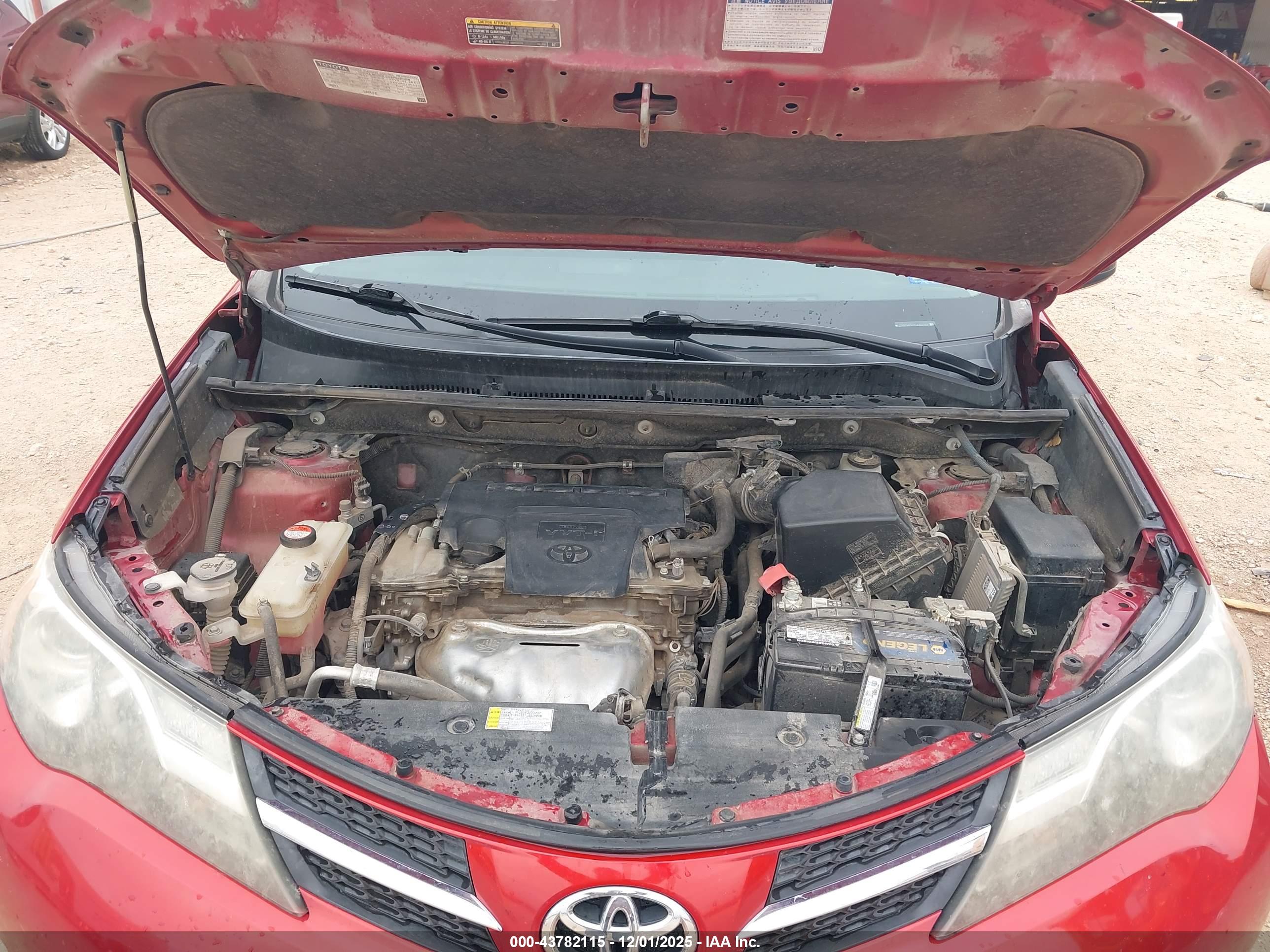 TOYOTA RAV4 image 10