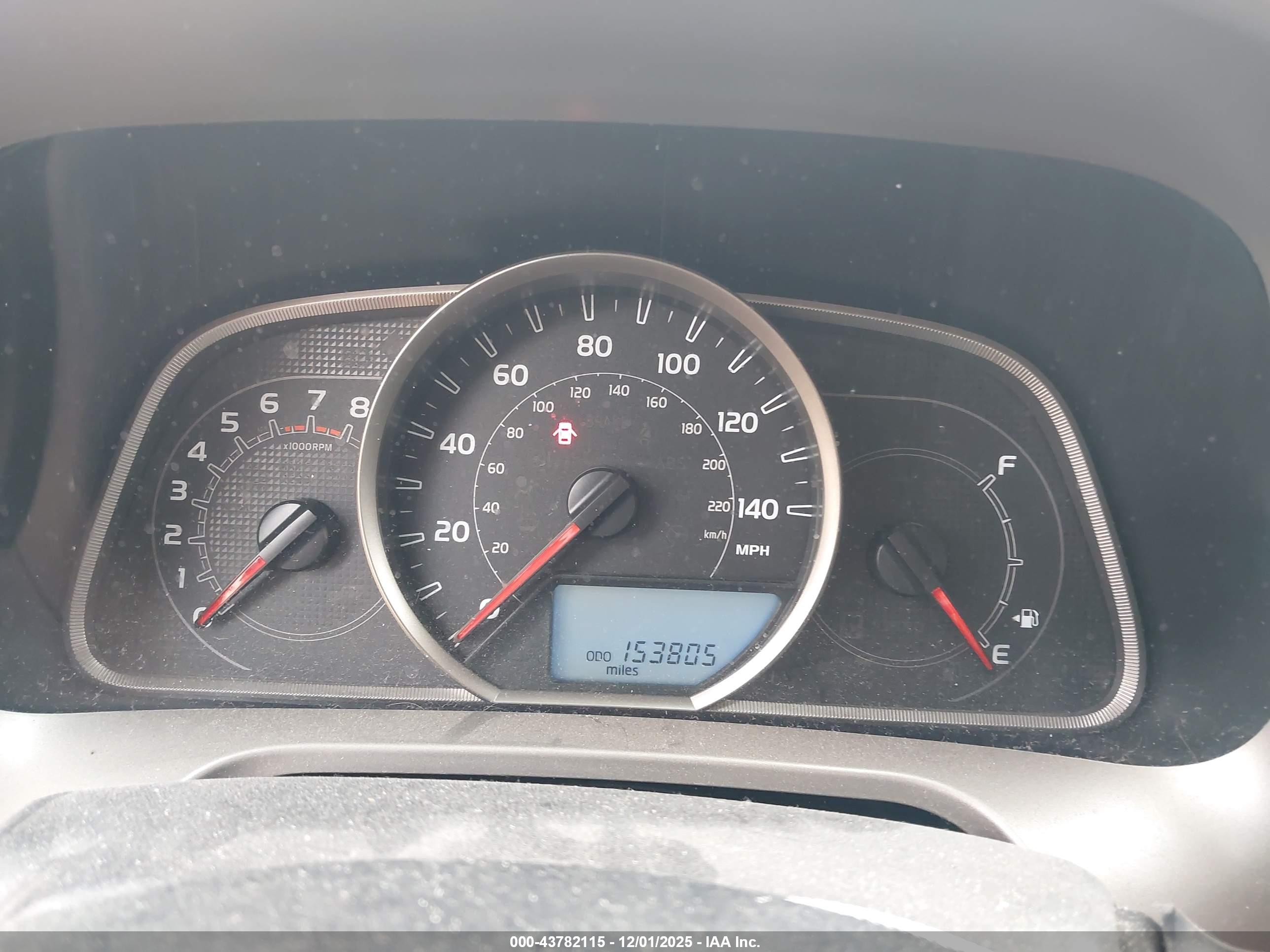 TOYOTA RAV4 image 7