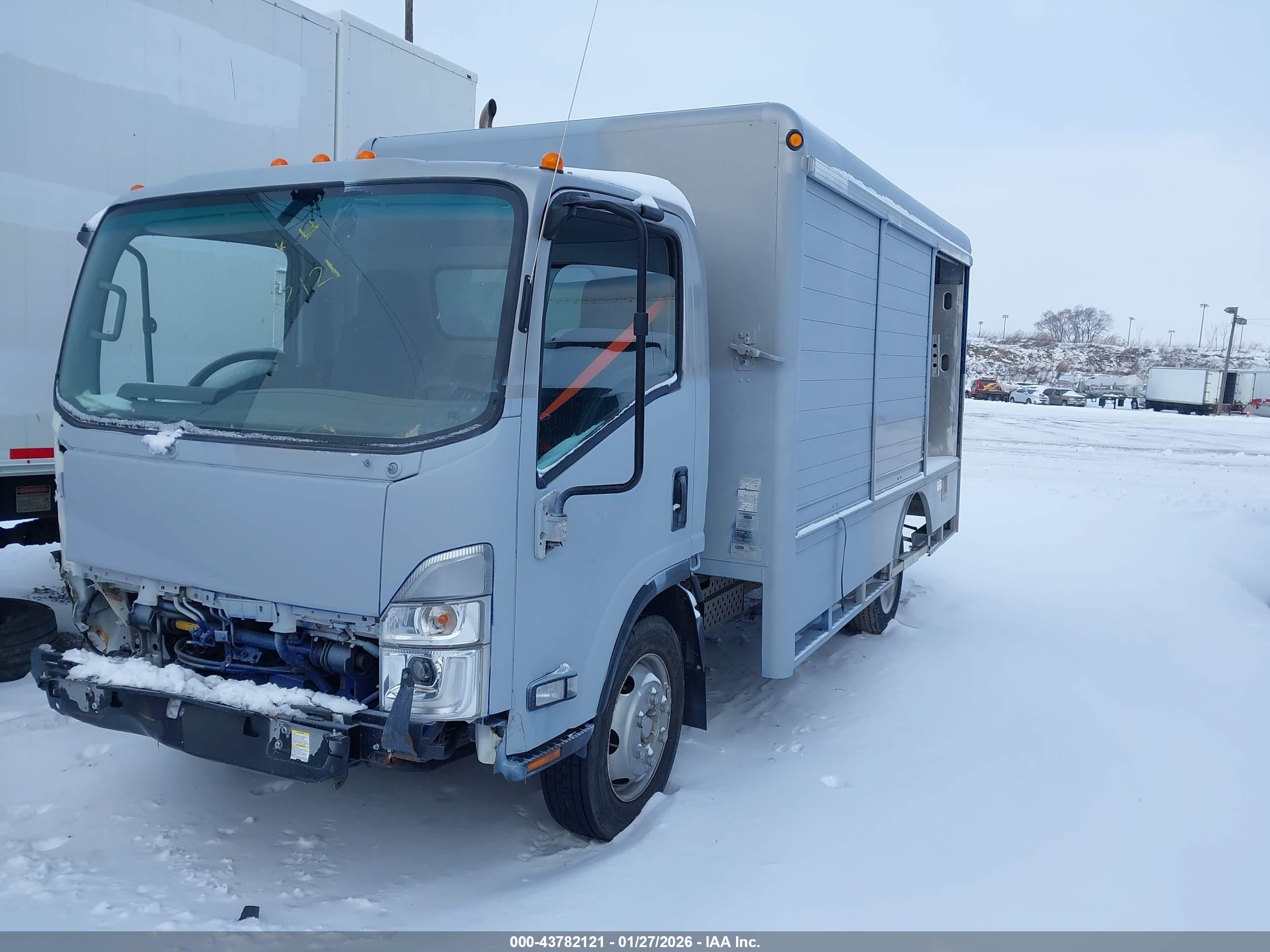 ISUZU NRR image 2