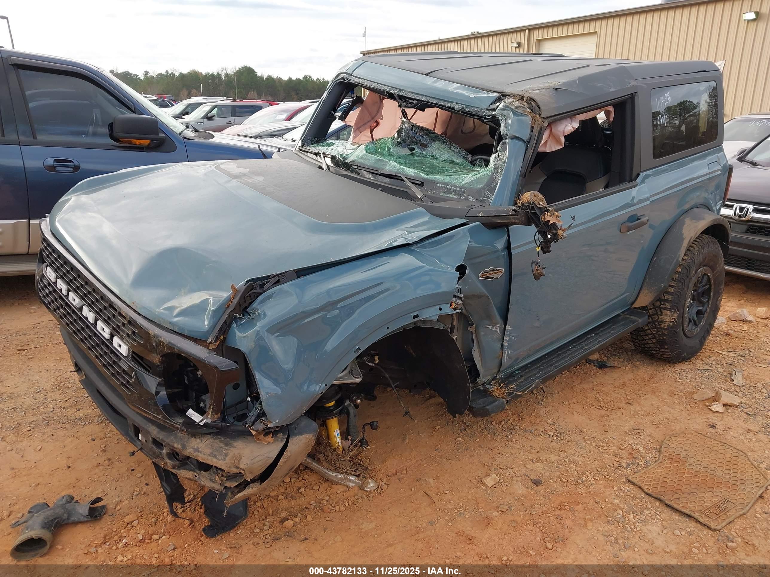 FORD BRONCO image 2