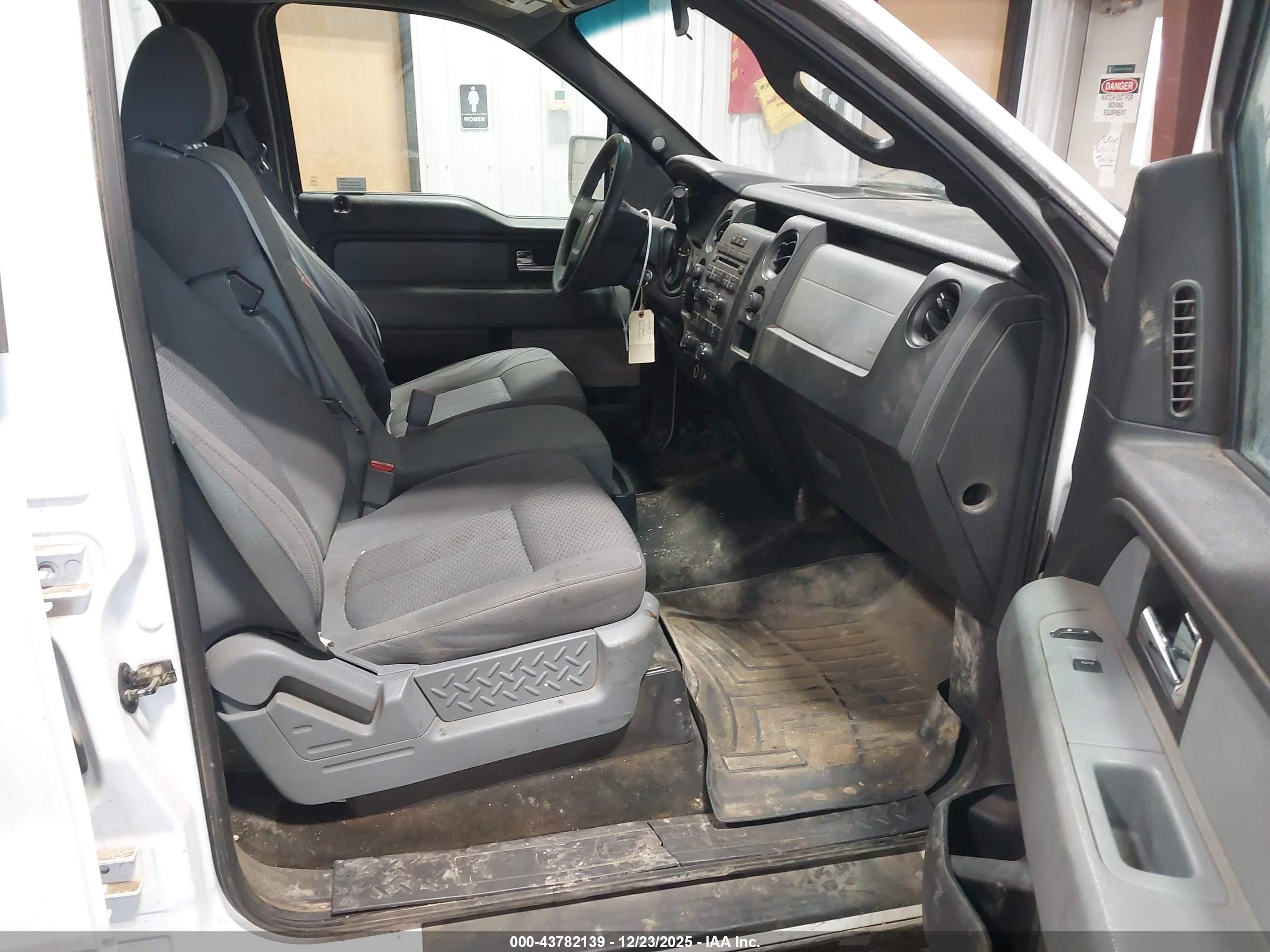 FORD F-150 image 5