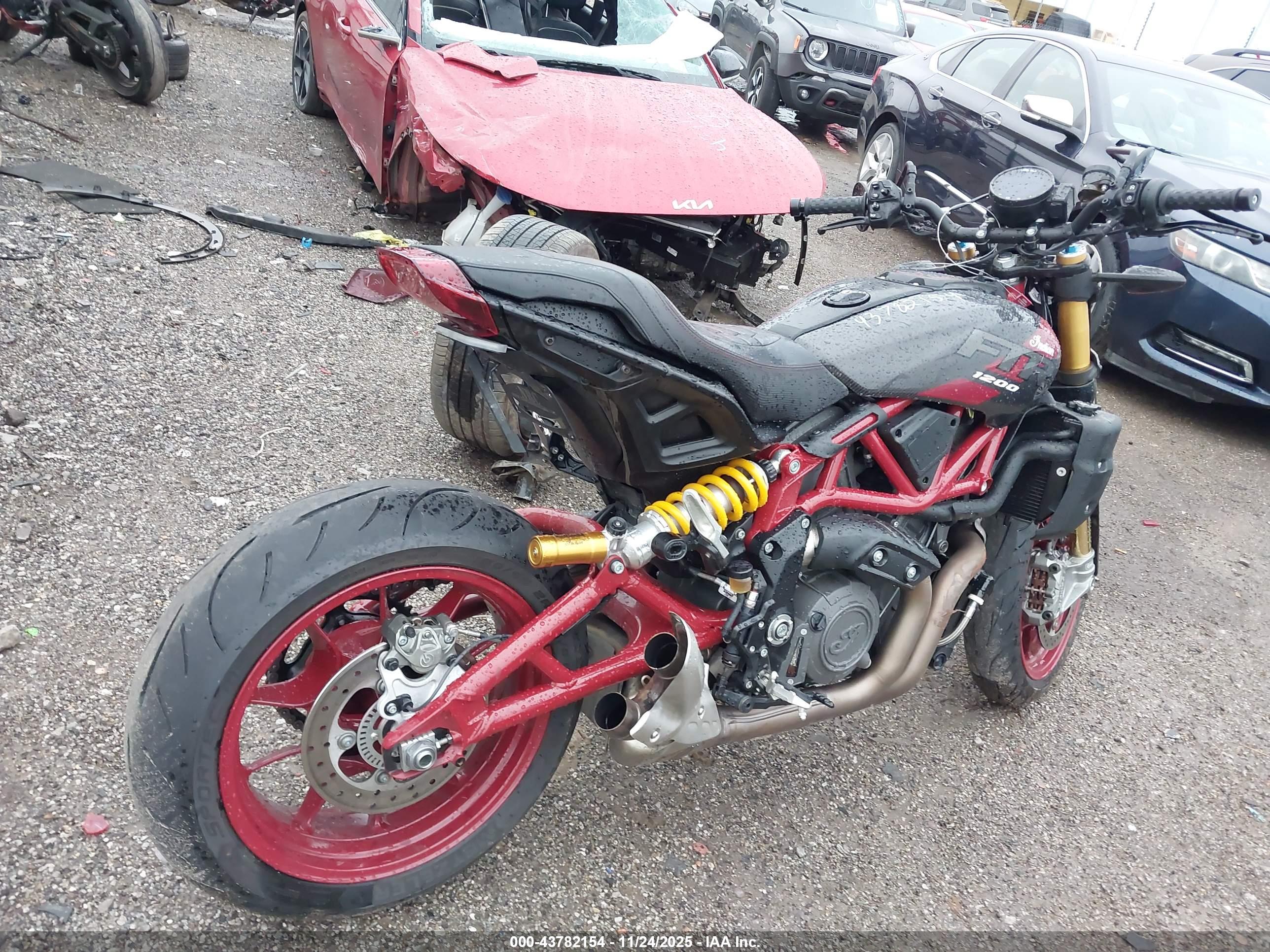 INDIAN MOTORCYCLE image 4