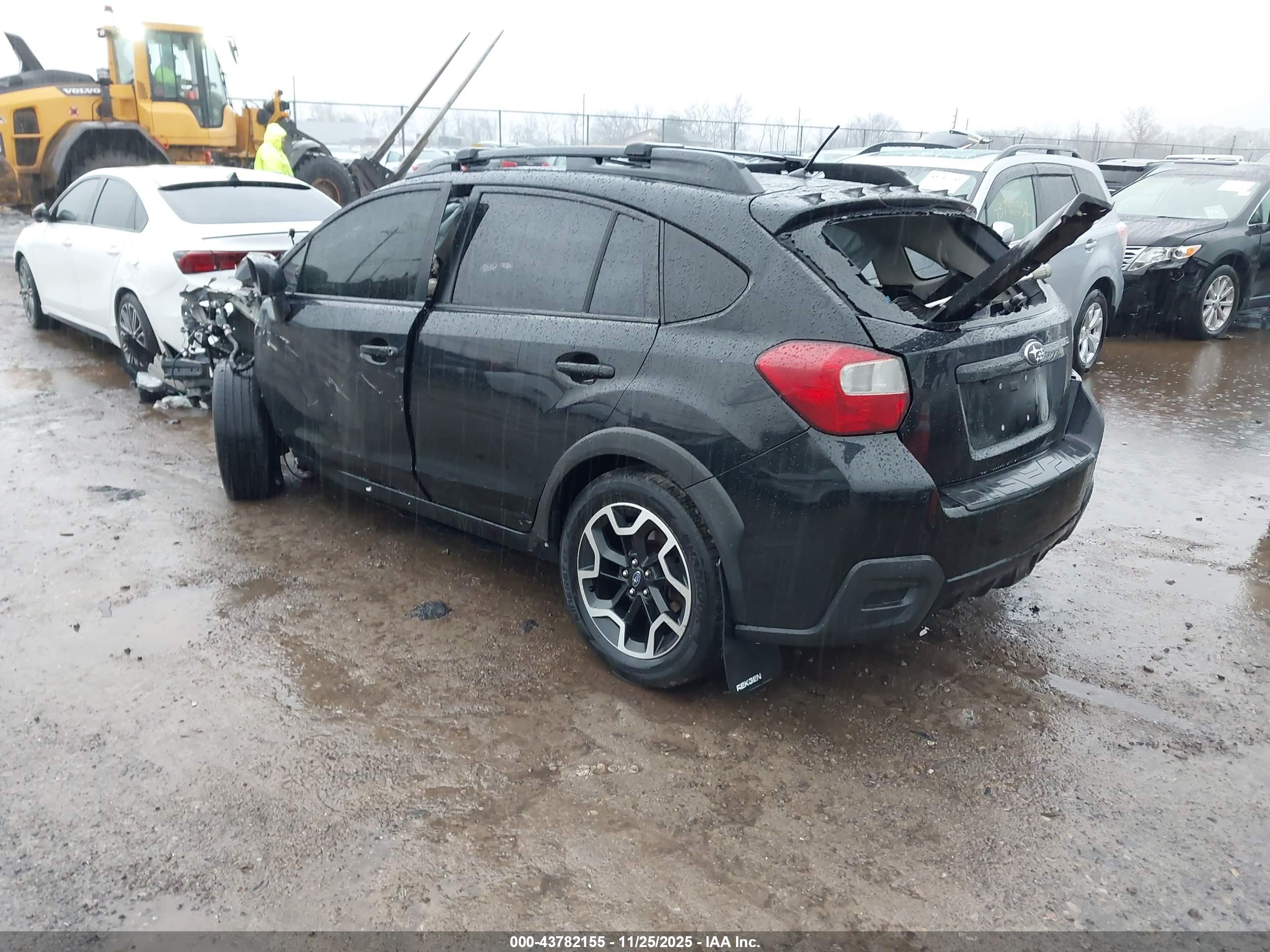 SUBARU CROSSTREK image 3