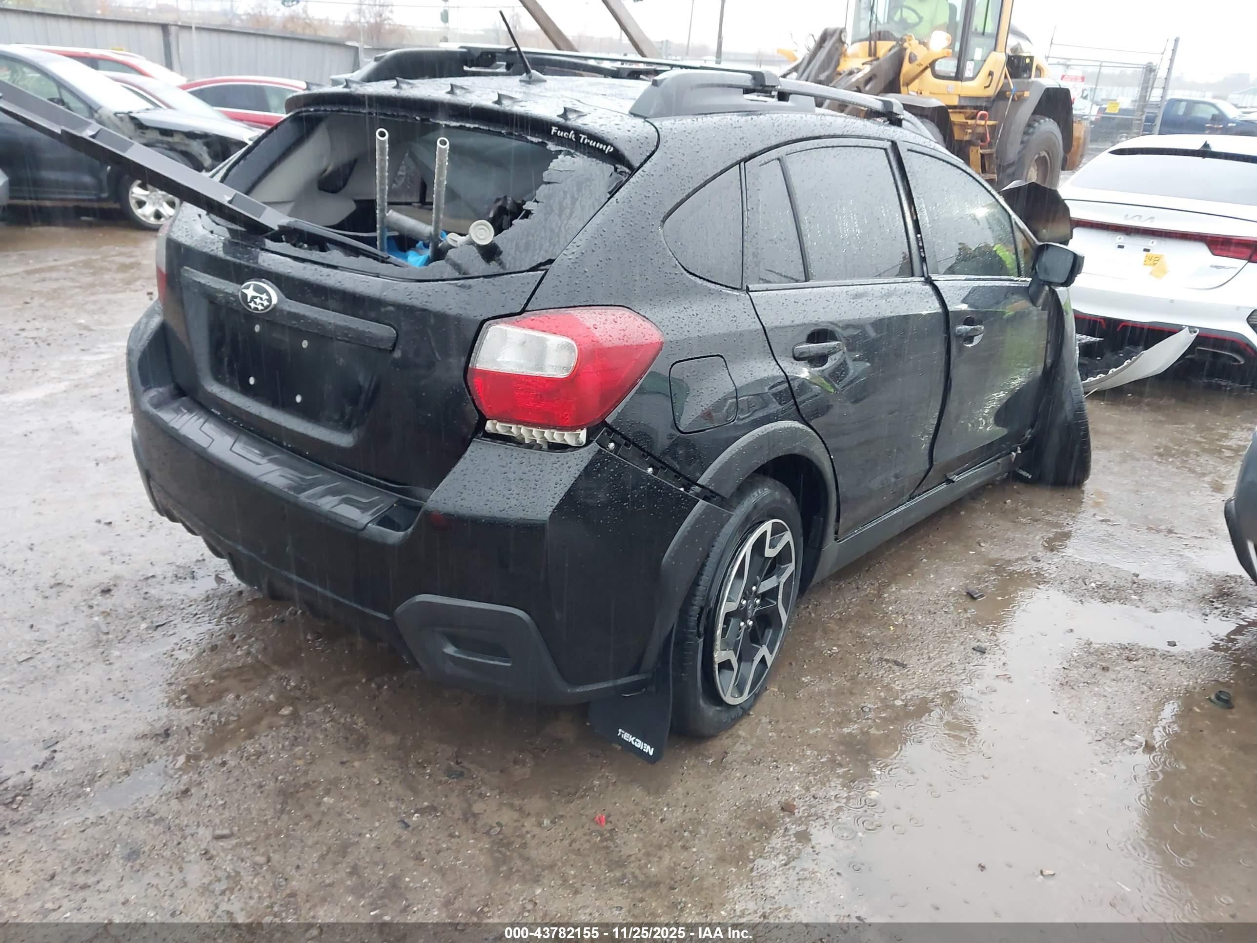 SUBARU CROSSTREK image 4