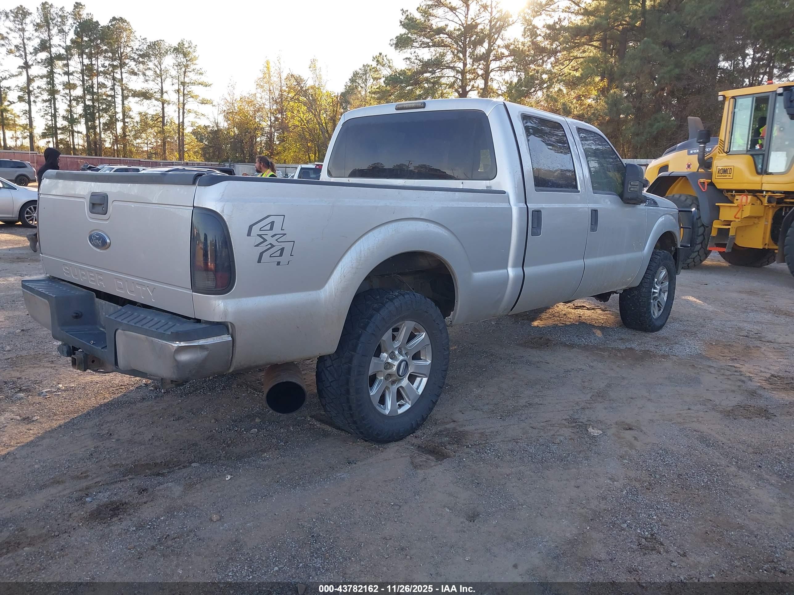 FORD F-250 image 4