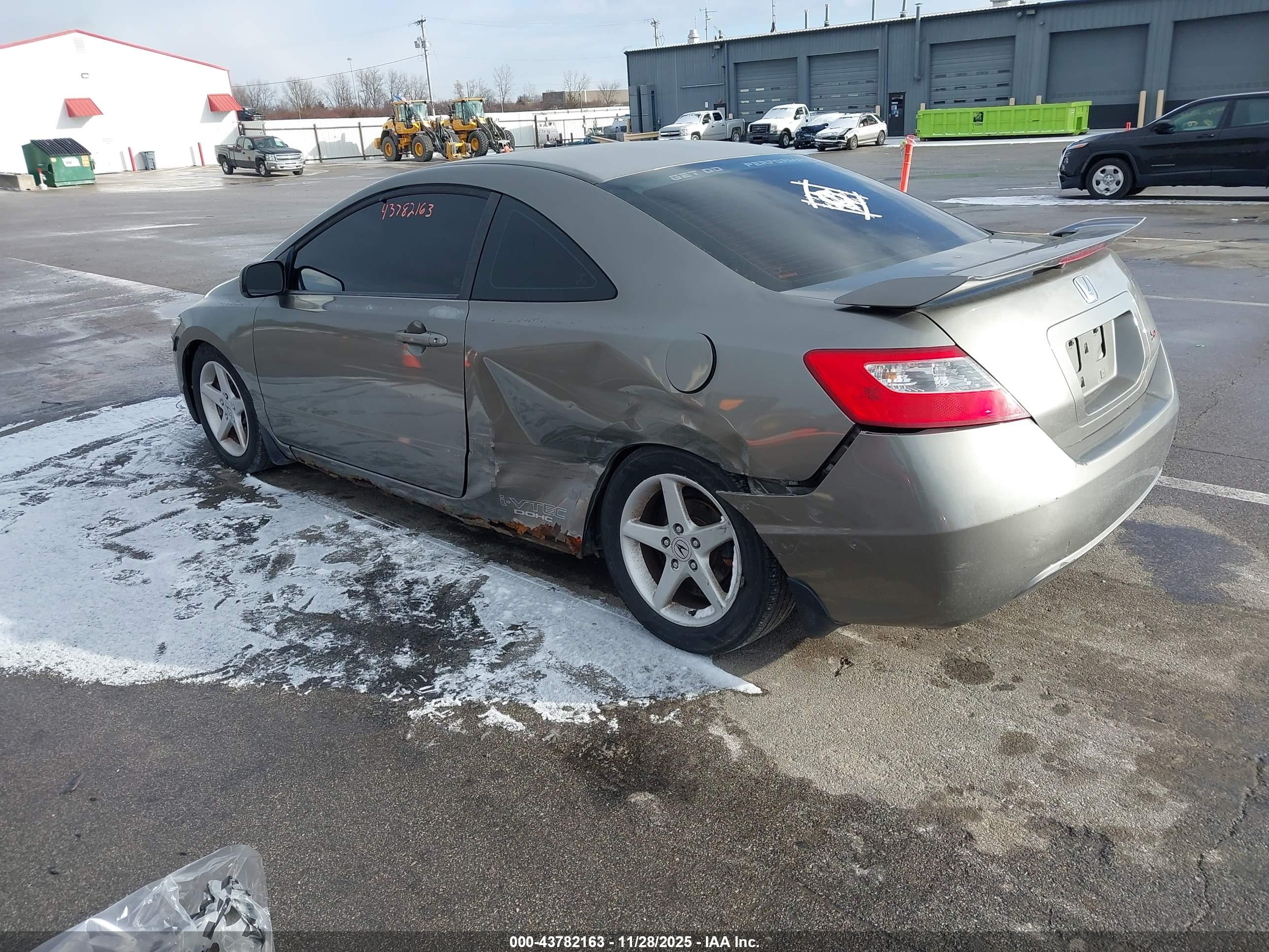 HONDA CIVIC image 3
